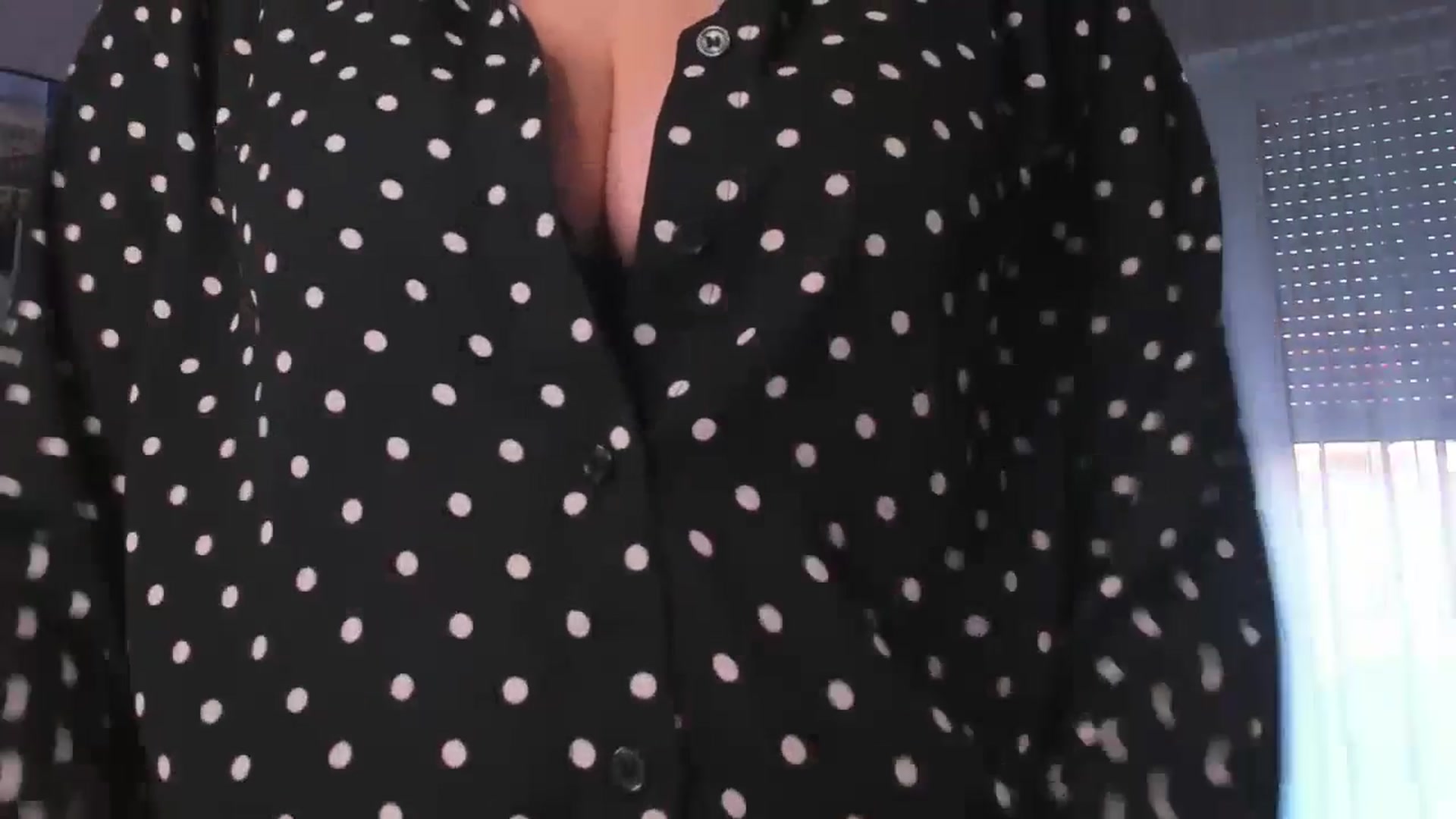 Gallery image thumbnail from STARvanessa1's myfreecams stream on, 03/19/2025, 17:10 image 14 of 20