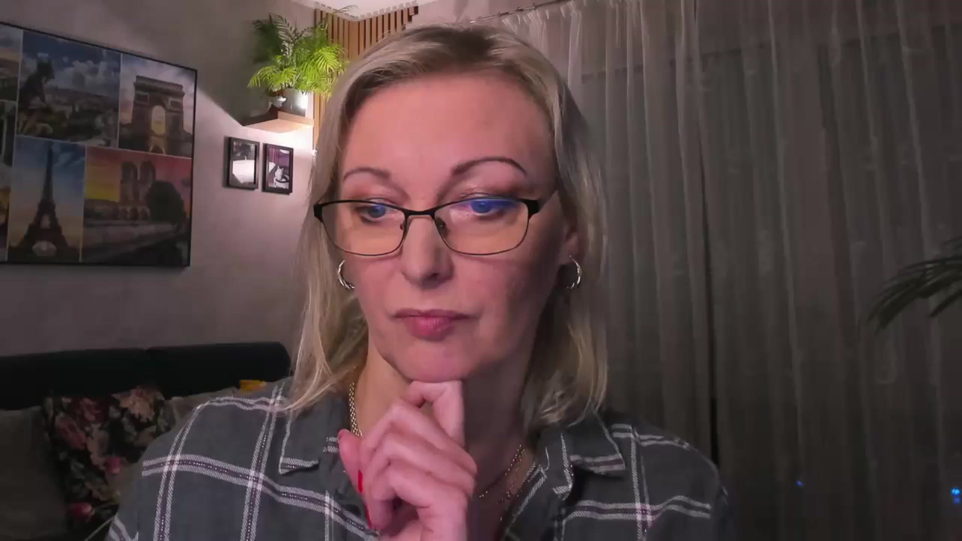 Gallery image thumbnail from STARvanessa1's myfreecams stream on, 03/26/2025, 19:42 image 1 of 20