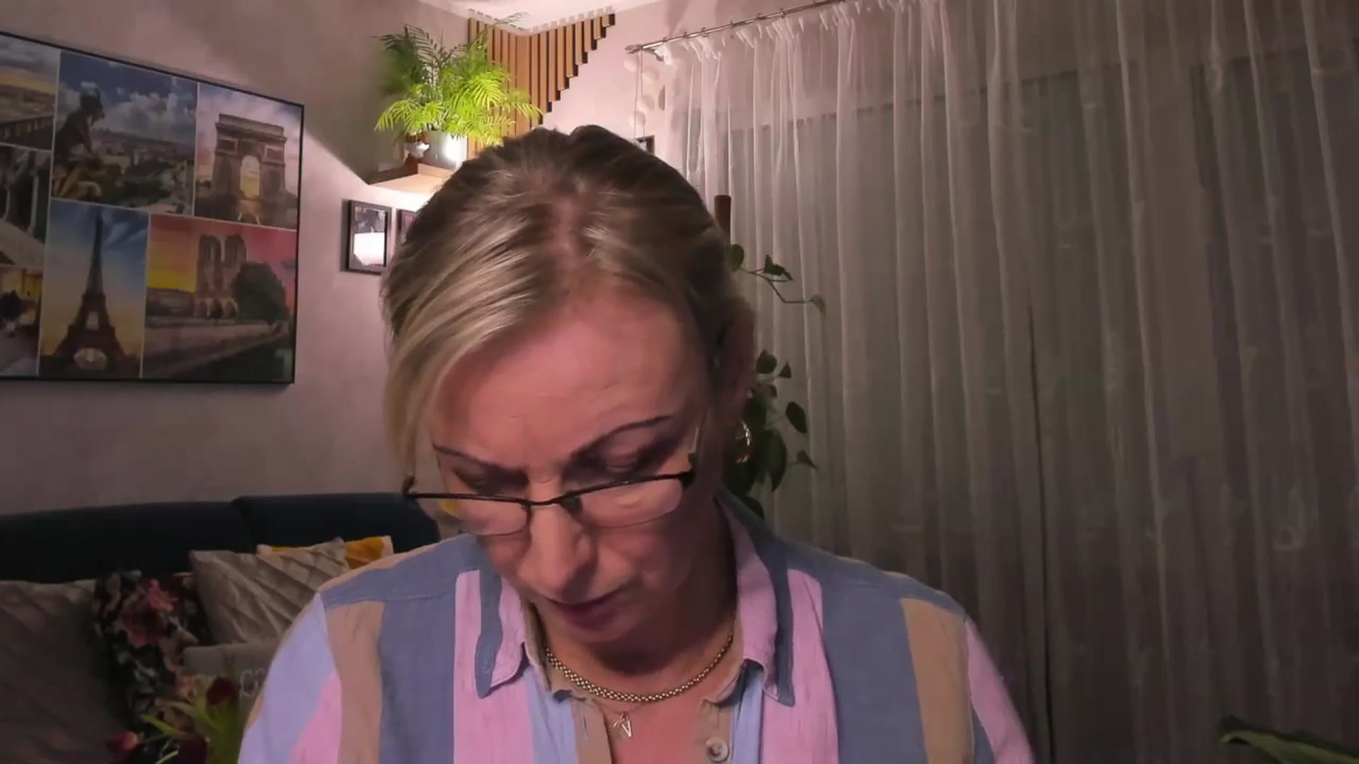 Gallery image thumbnail from STARvanessa1's myfreecams stream on, 03/27/2025, 19:13 image 6 of 20