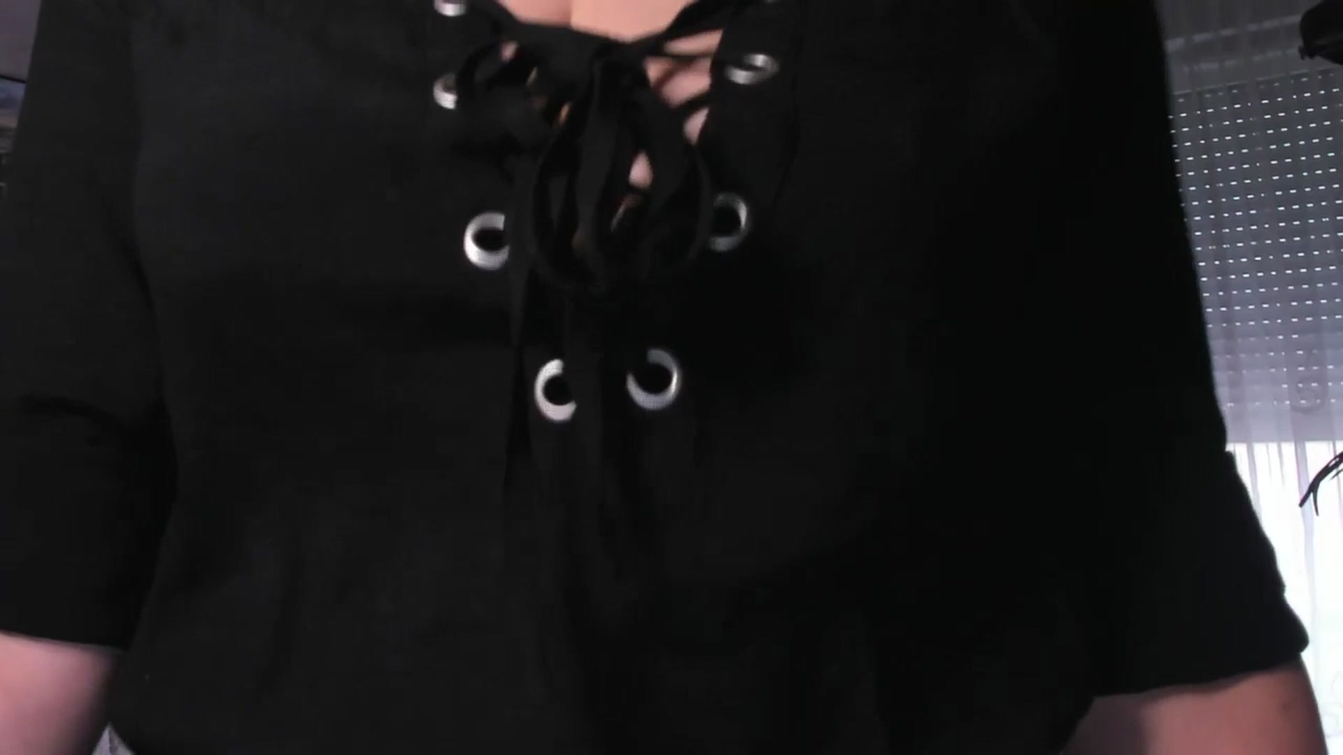 Gallery image thumbnail from STARvanessa1's myfreecams stream on, 03/30/2025, 15:44 image 16 of 20