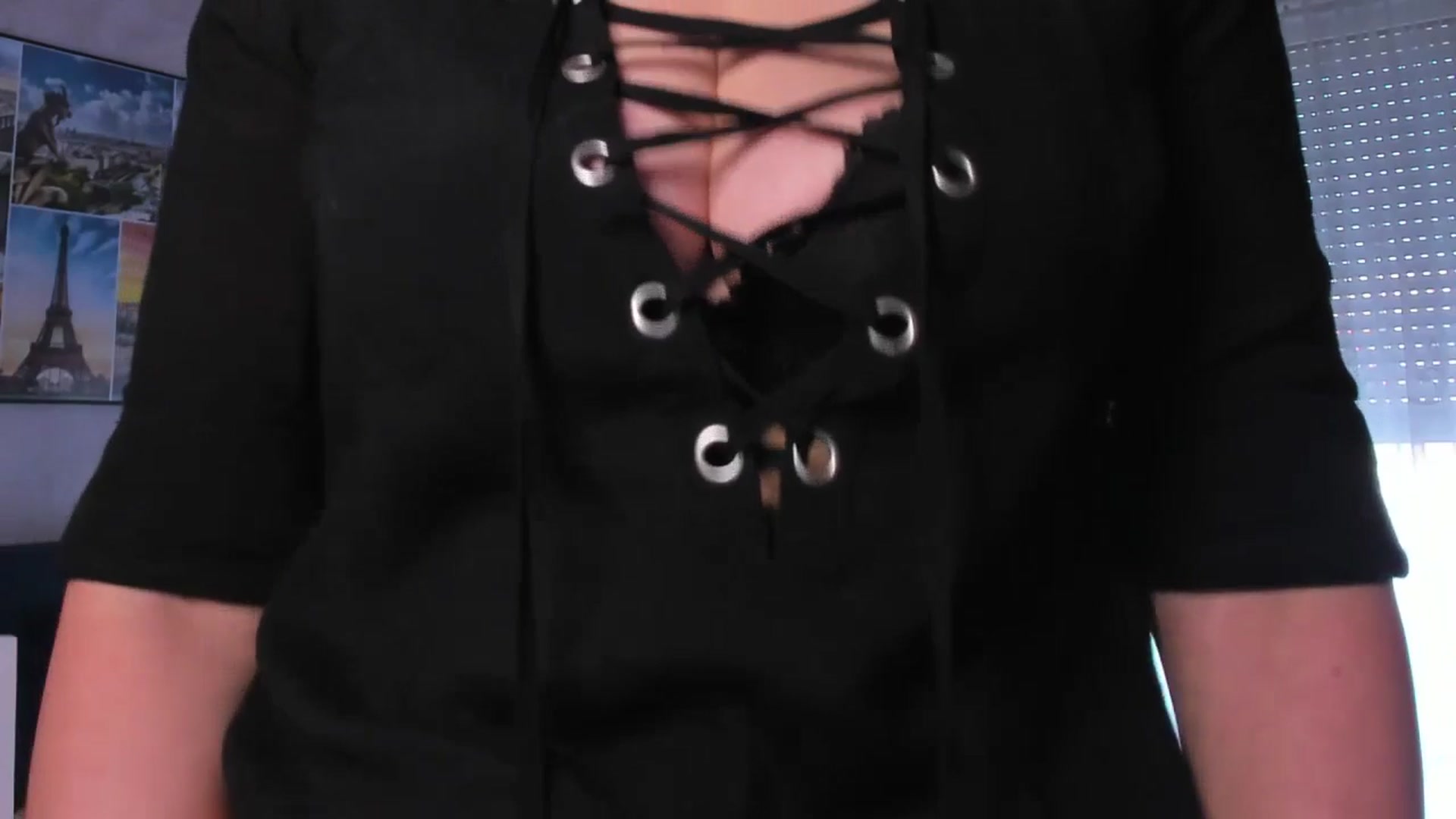 Gallery image thumbnail from STARvanessa1's myfreecams stream on, 04/16/2025, 16:22 image 14 of 20