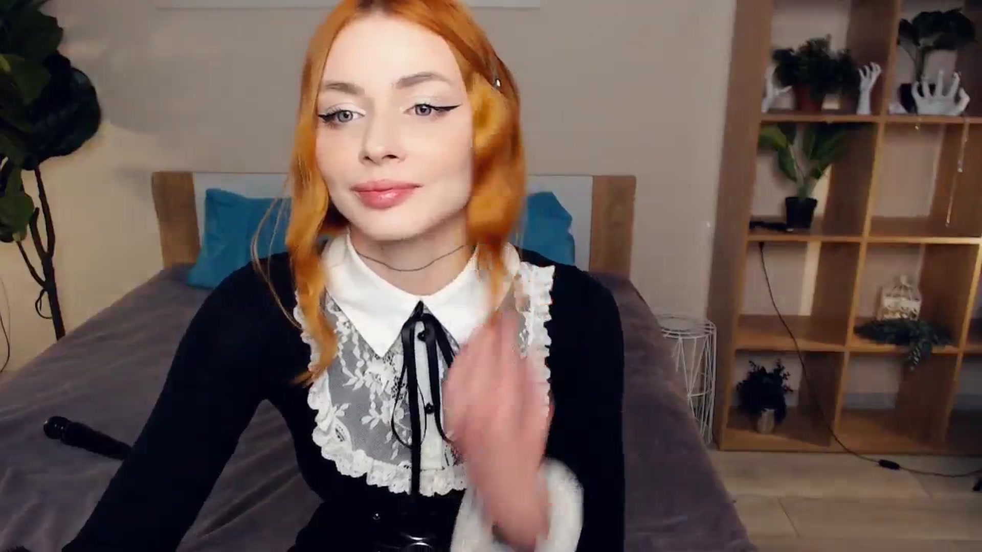 Gallery image thumbnail from STEs_Lover's myfreecams stream on, 12/17/2023, 24:07 image 16 of 20