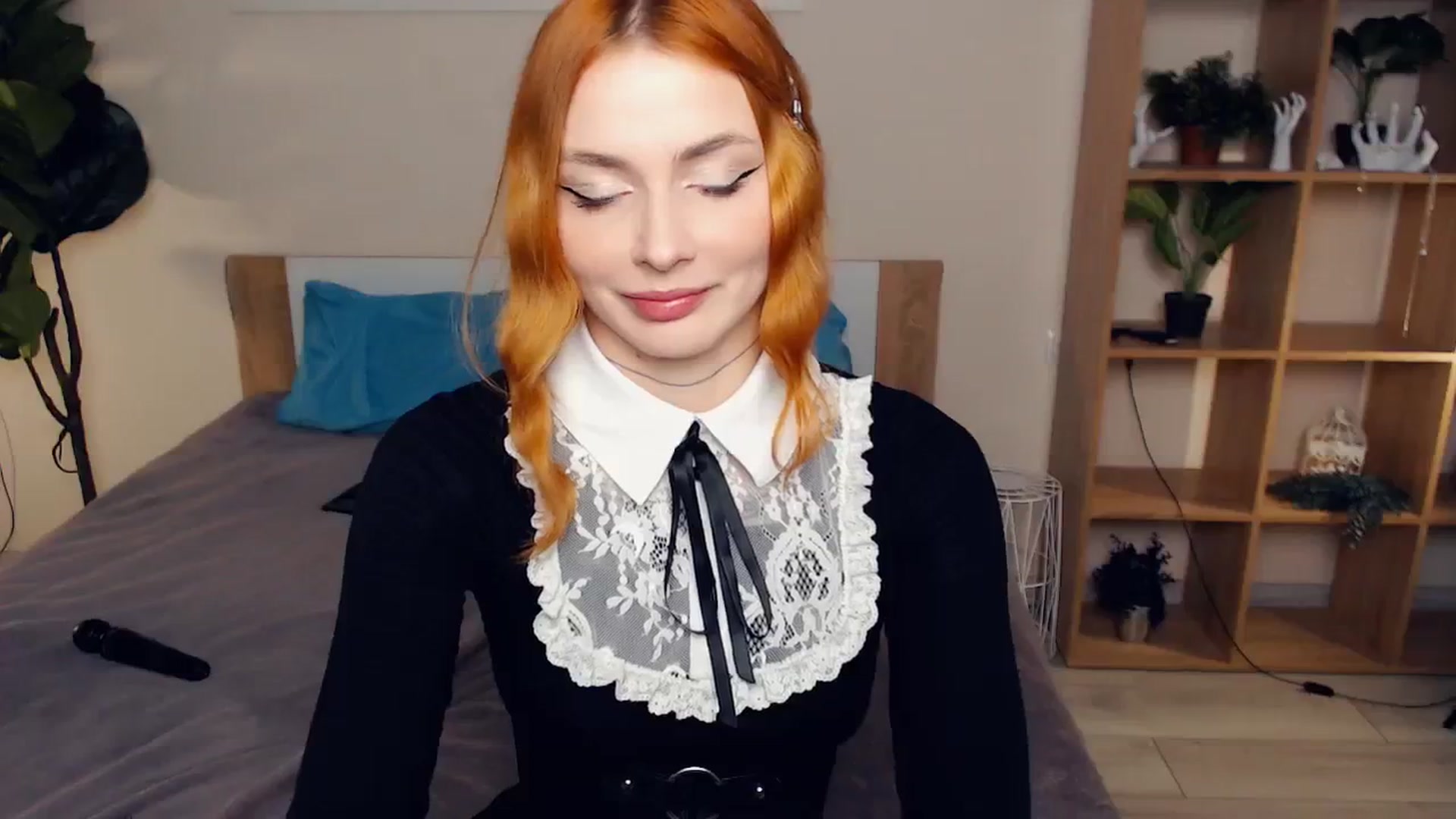 Gallery image thumbnail from STEs_Lover's myfreecams stream on, 12/17/2023, 24:07 image 9 of 20