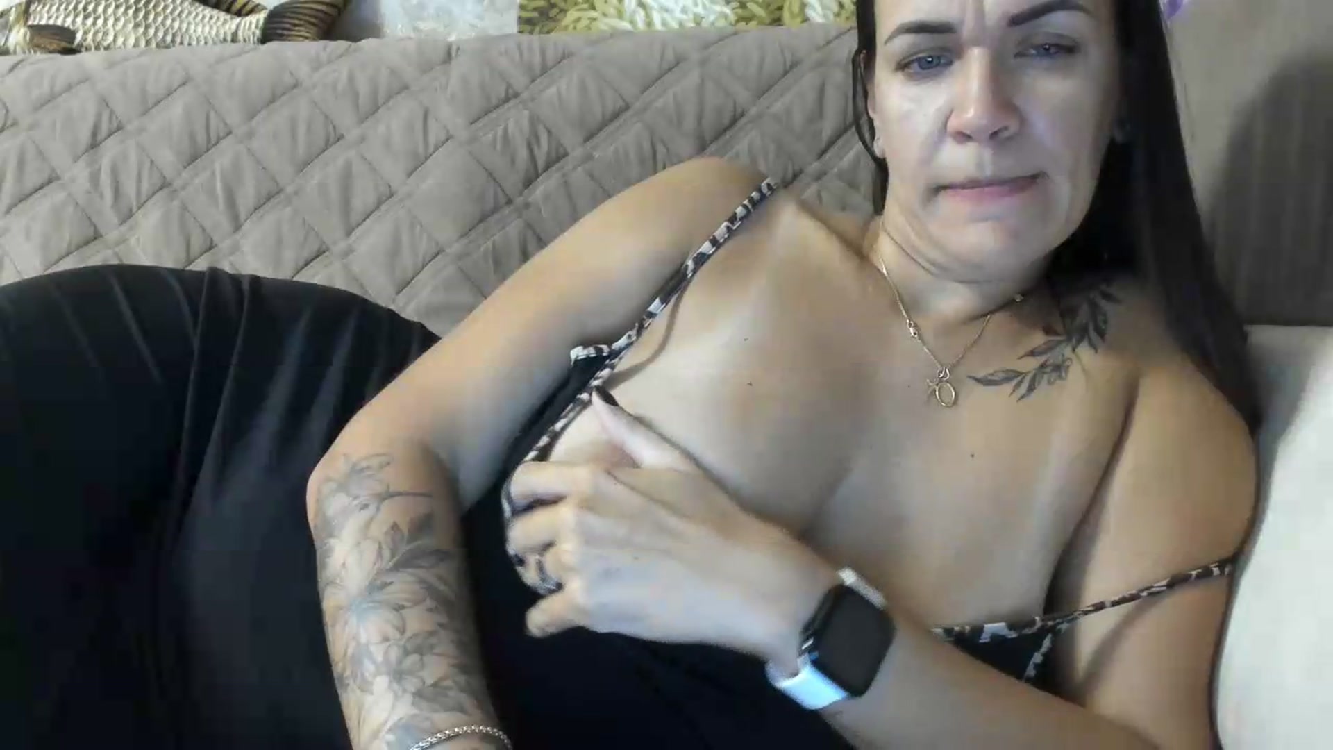 Gallery image thumbnail from SUNNyKiss_'s myfreecams stream on, 06/14/2026, 20:20 image 8 of 20