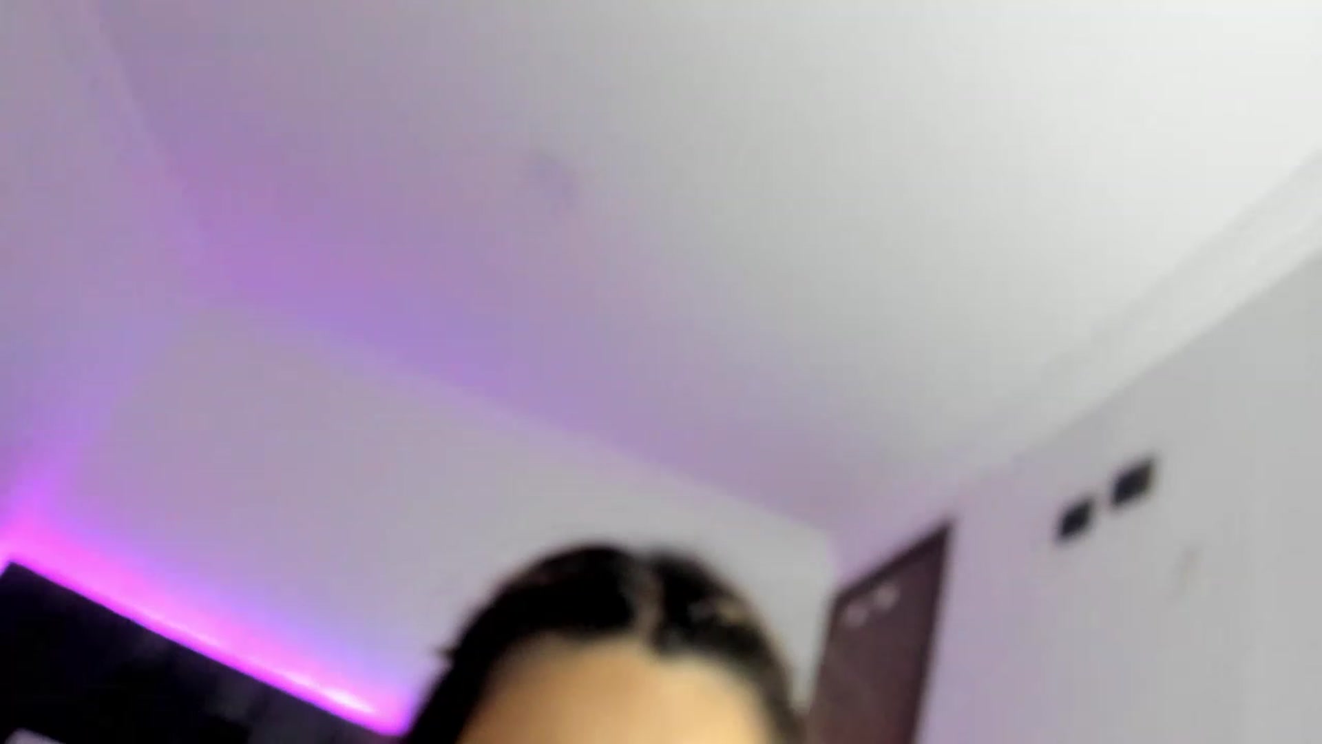Gallery image thumbnail from SUSYBALE's myfreecams stream on, 11/25/2022, 24:57 image 18 of 20