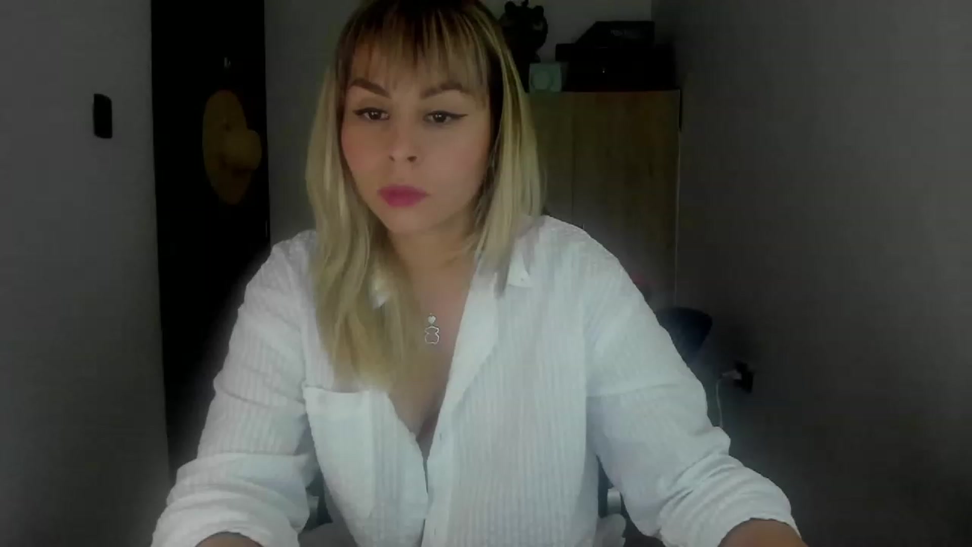 Gallery image thumbnail from SUSYBALE's myfreecams stream on, 07/04/2023, 21:13 image 6 of 20