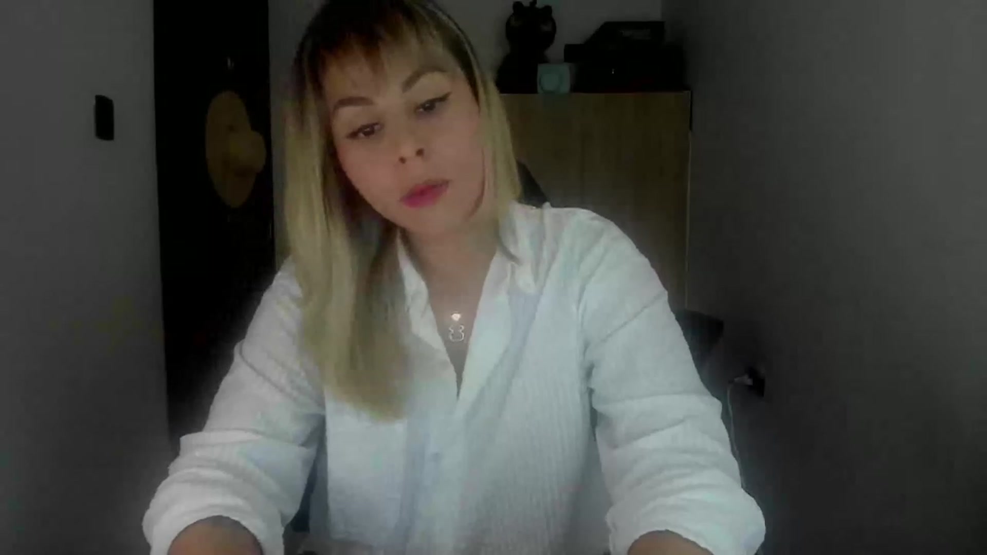 Gallery image thumbnail from SUSYBALE's myfreecams stream on, 07/04/2023, 21:13 image 3 of 20
