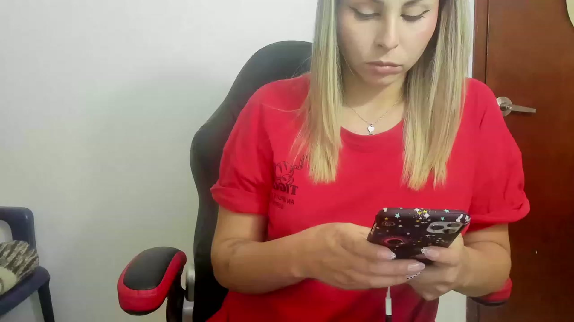 Gallery image thumbnail from SUSYBALE's myfreecams stream on, 07/18/2023, 21:20 image 14 of 20