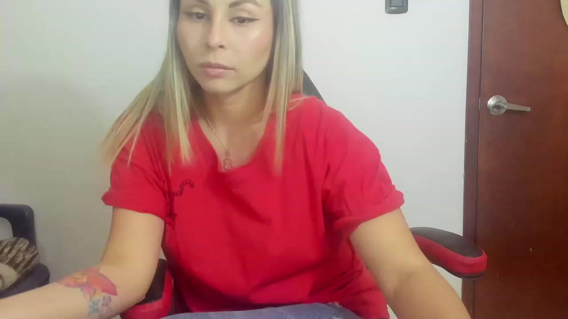 Gallery image thumbnail from SUSYBALE's myfreecams stream on, 07/18/2023, 21:20 image 19 of 20