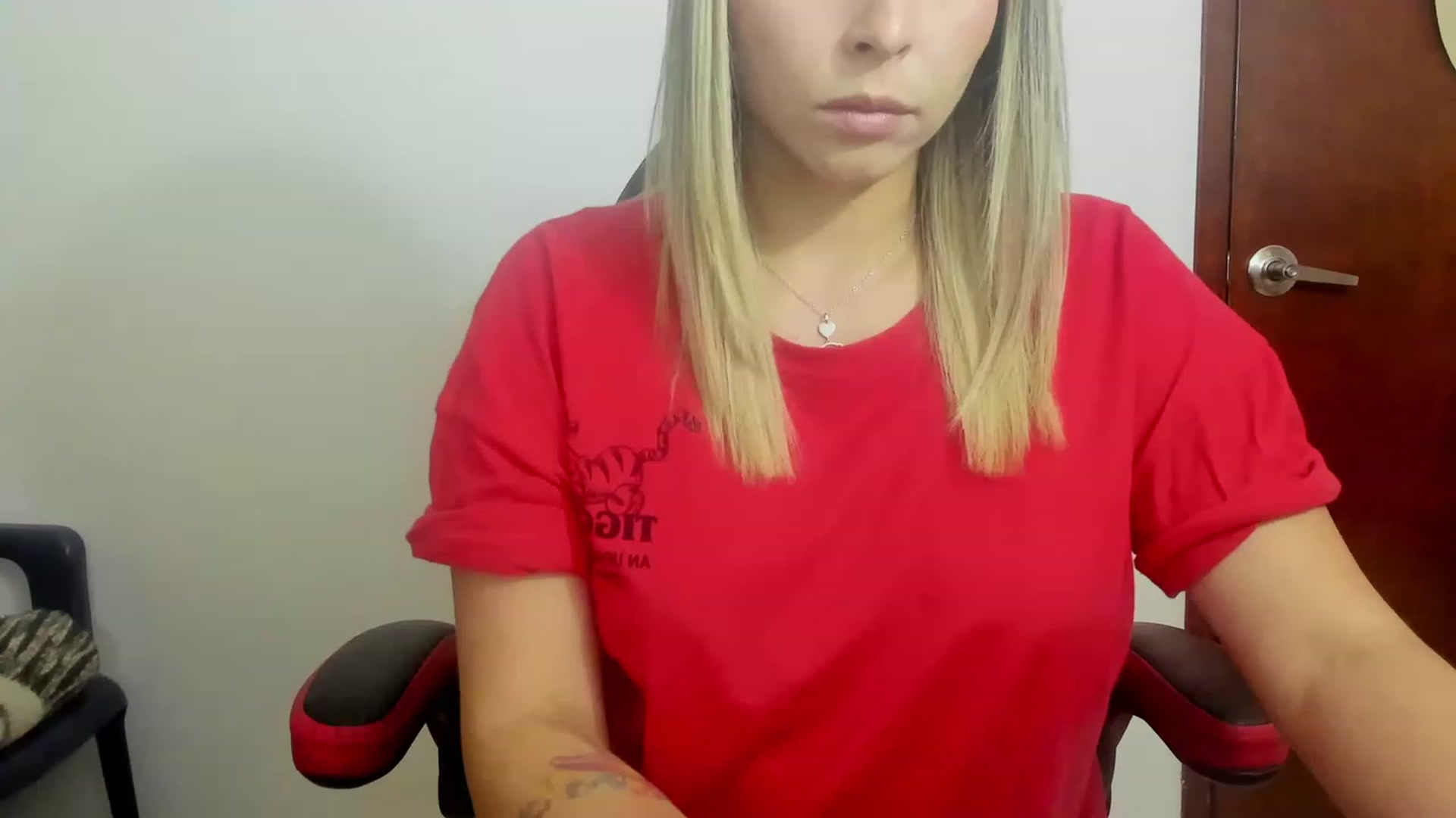 Gallery image thumbnail from SUSYBALE's myfreecams stream on, 07/18/2023, 21:20 image 16 of 20