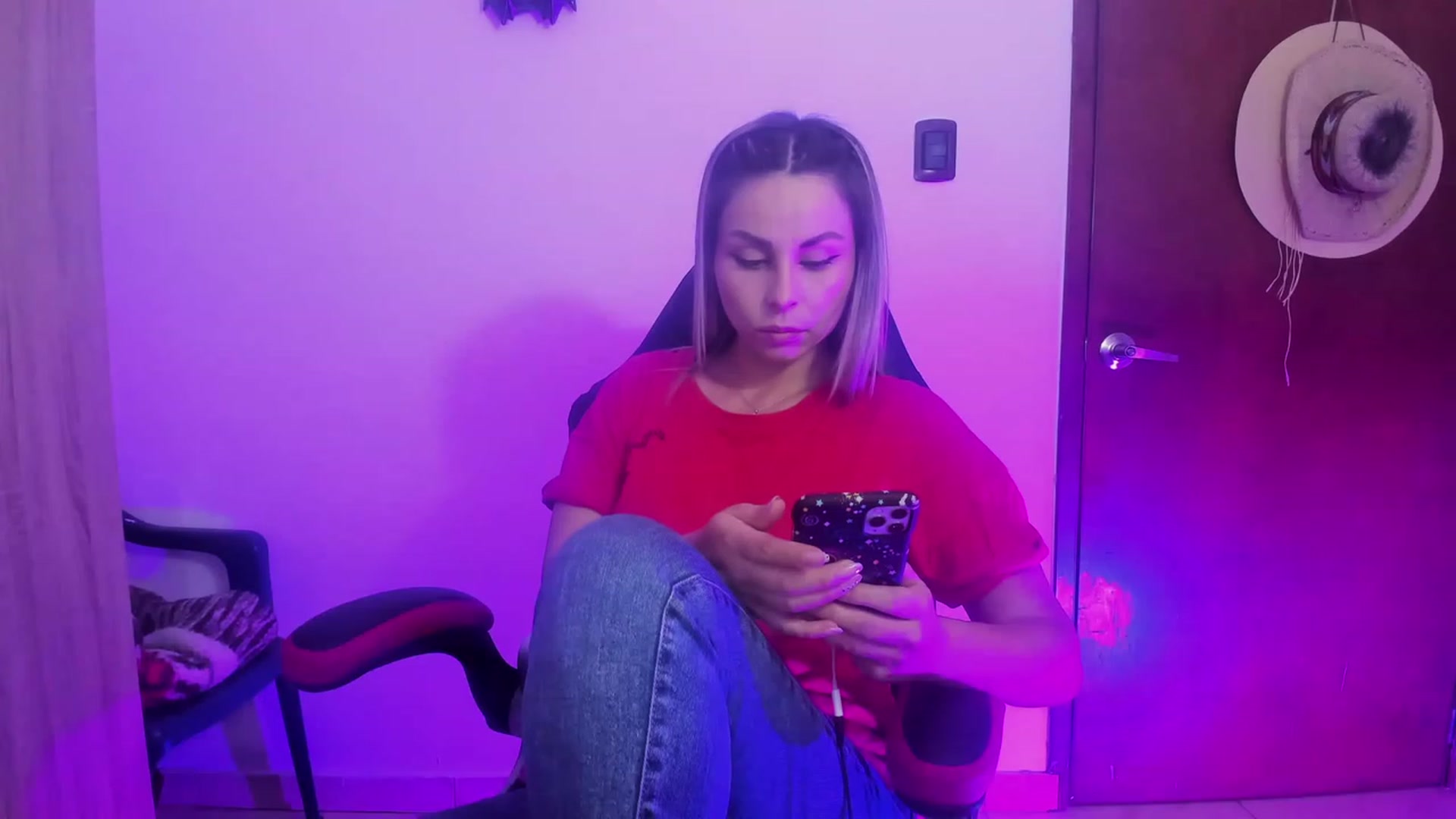 Gallery image thumbnail from SUSYBALE's myfreecams stream on, 07/18/2023, 21:20 image 7 of 20