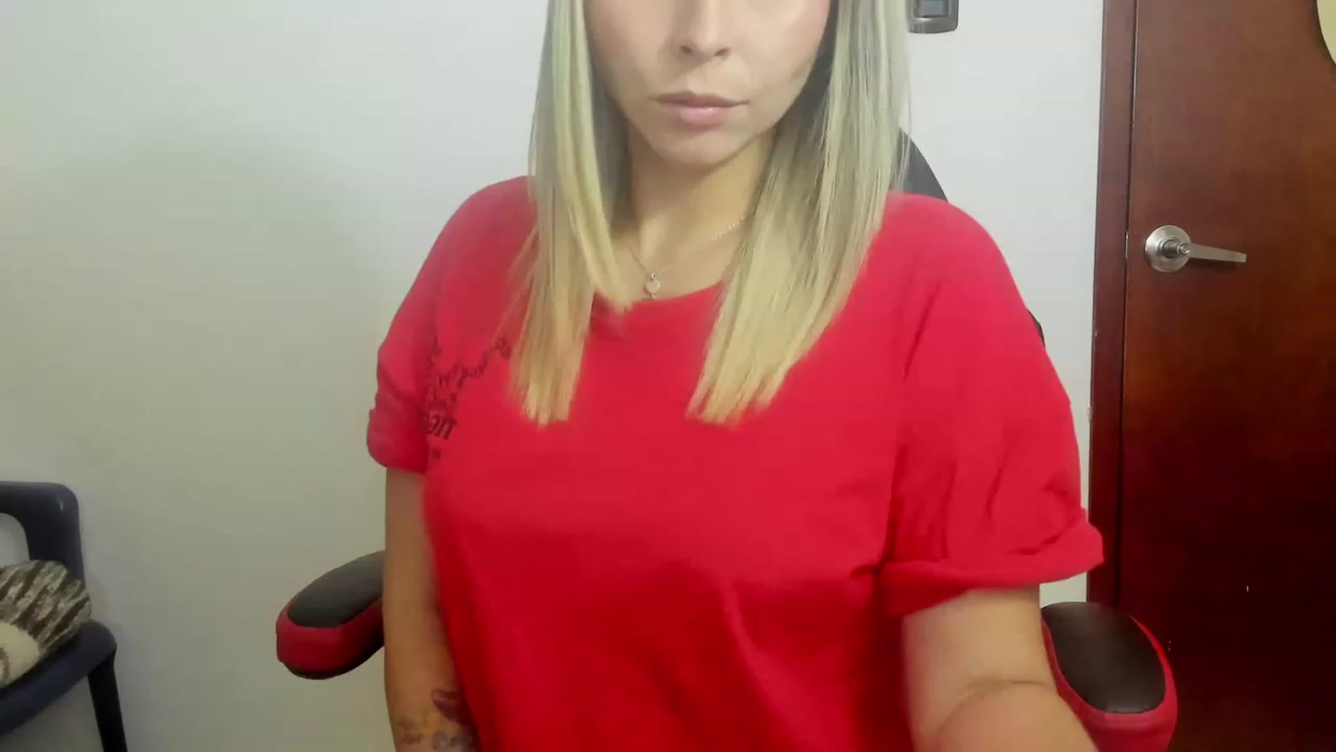 Gallery image thumbnail from SUSYBALE's myfreecams stream on, 07/18/2023, 21:20 image 17 of 20