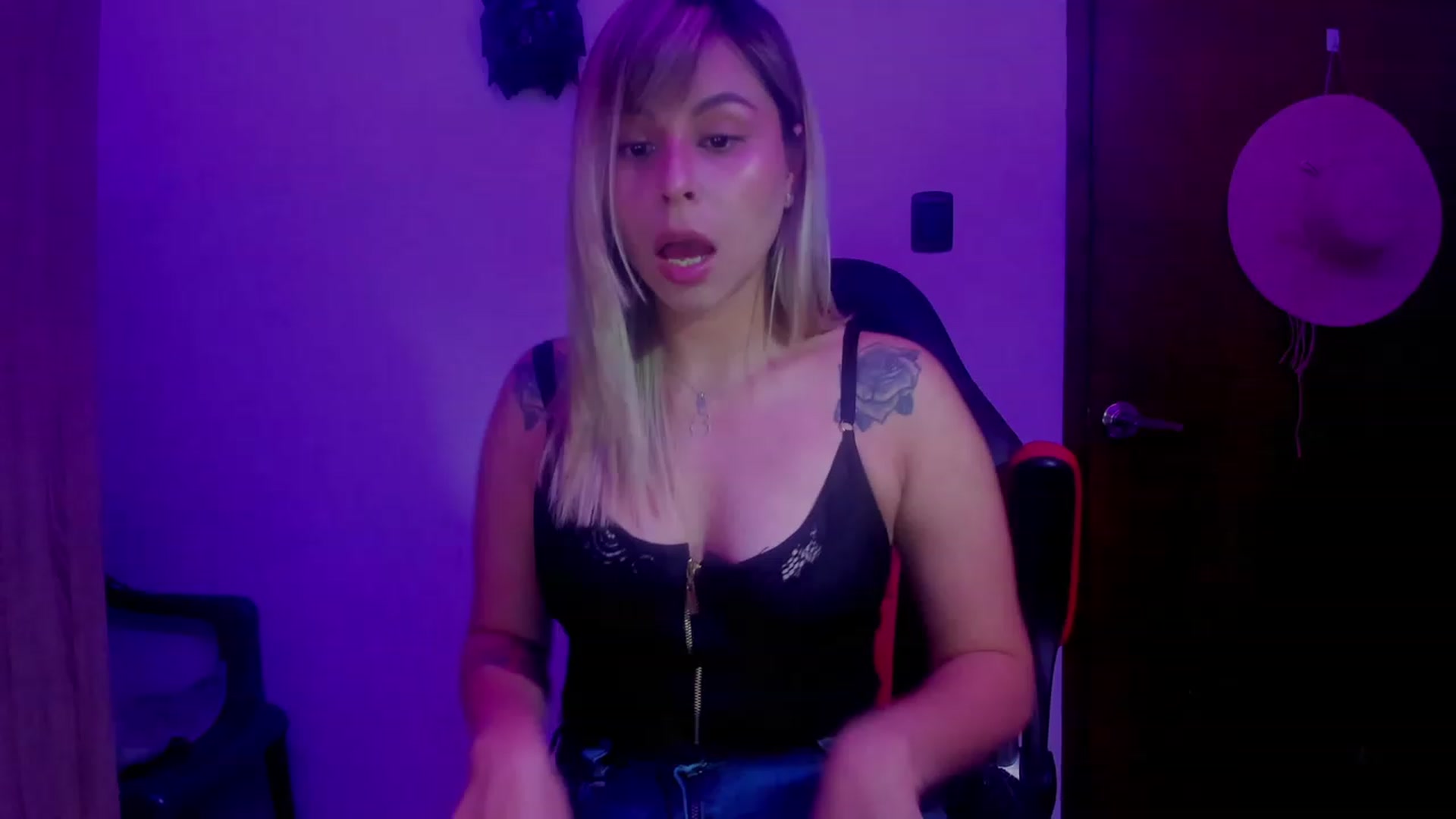 Gallery image thumbnail from SUSYBALE's myfreecams stream on, 07/25/2023, 19:30 image 5 of 20