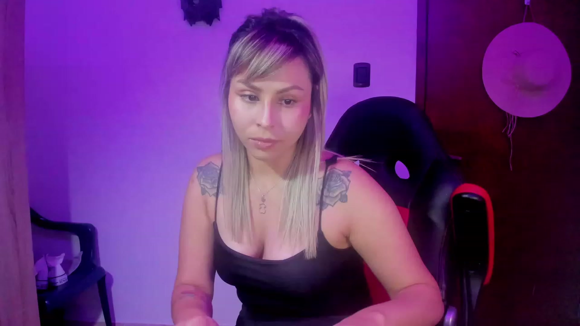 Gallery image thumbnail from SUSYBALE's myfreecams stream on, 07/28/2023, 24:18 image 5 of 20