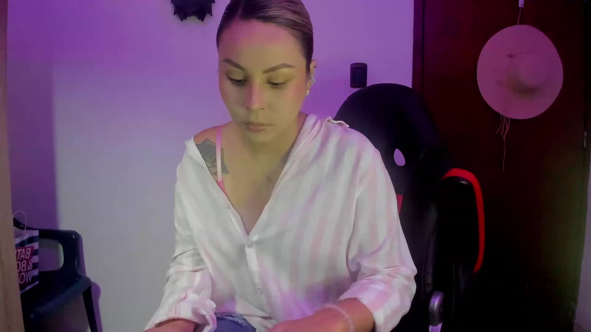 Gallery image thumbnail from SUSYBALE's myfreecams stream on, 07/29/2023, 15:55 image 19 of 20