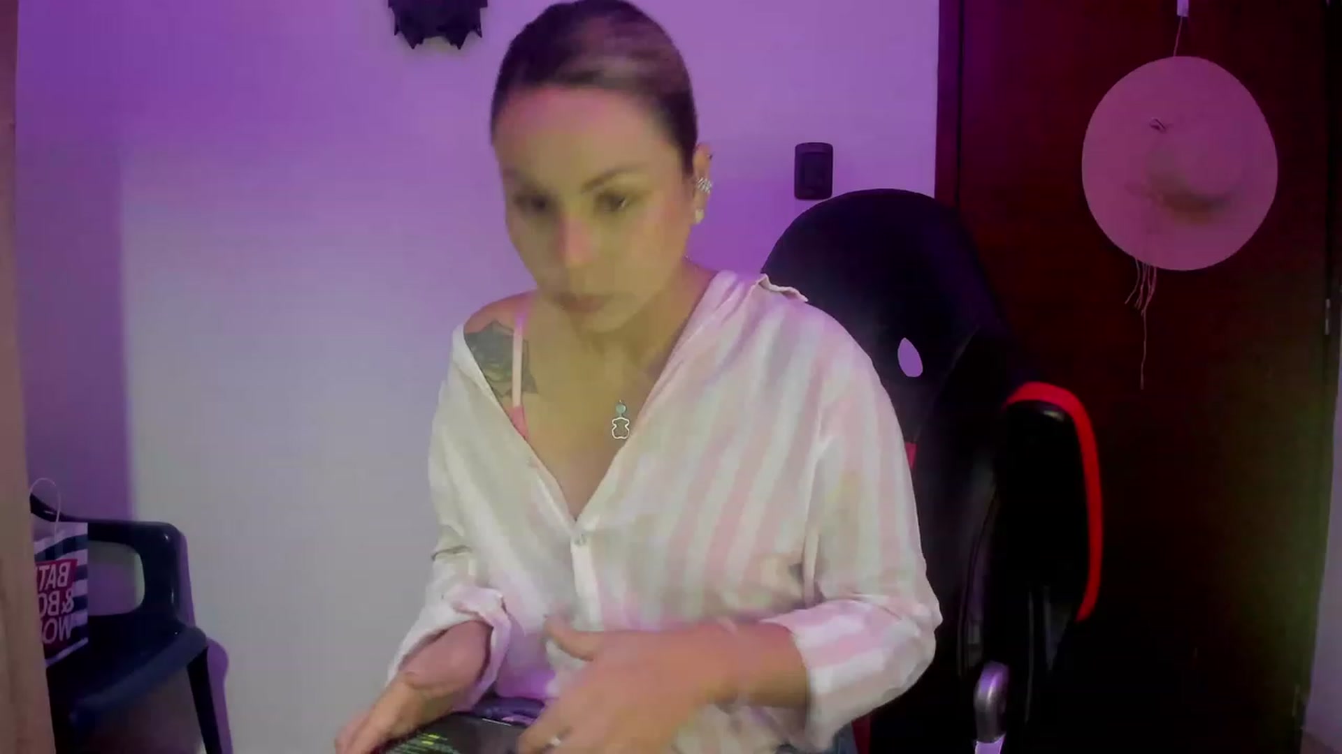 Gallery image thumbnail from SUSYBALE's myfreecams stream on, 07/29/2023, 15:55 image 20 of 20