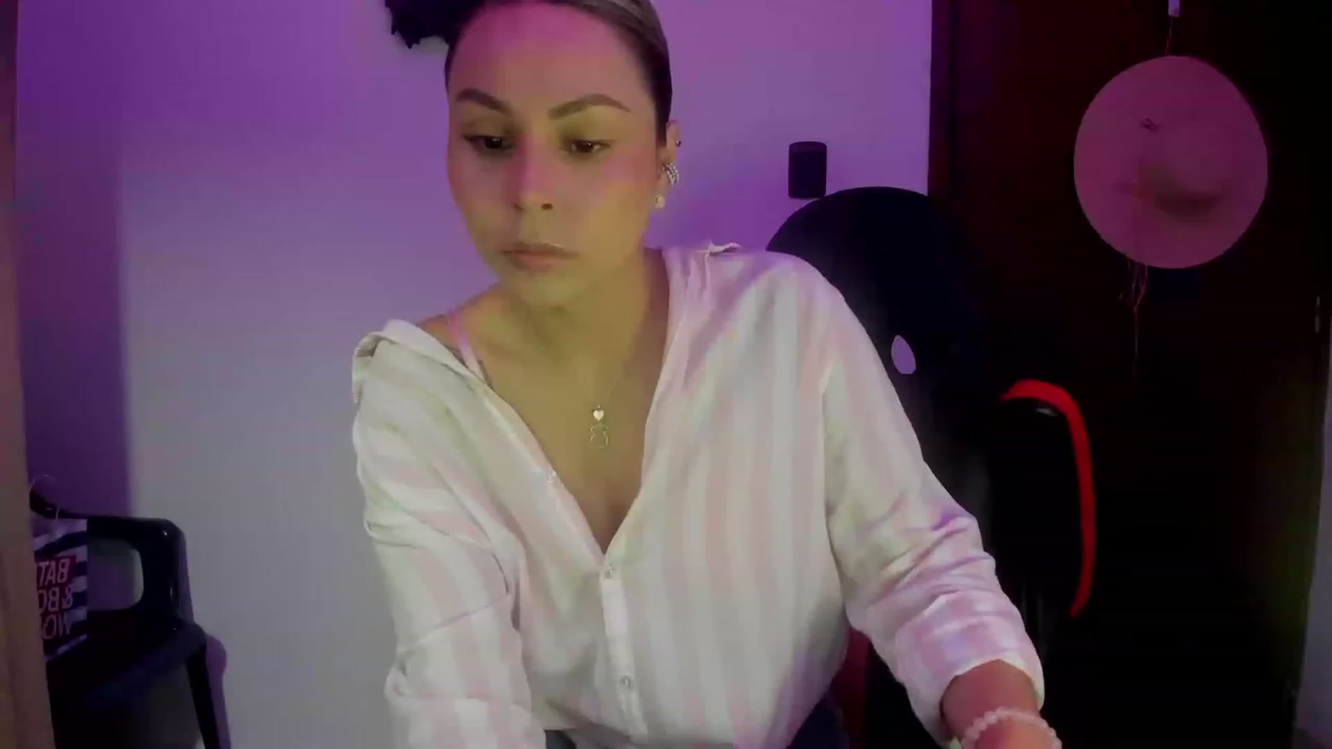 Gallery image thumbnail from SUSYBALE's myfreecams stream on, 07/29/2023, 15:55 image 15 of 20