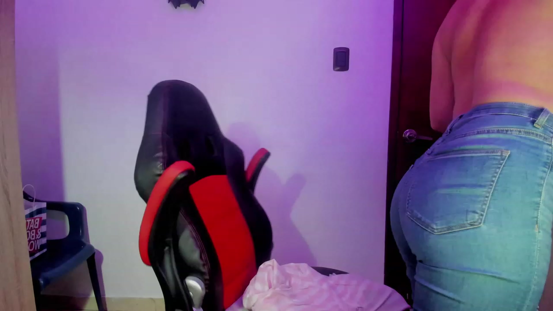 Gallery image thumbnail from SUSYBALE's myfreecams stream on, 07/29/2023, 18:51 image 4 of 20