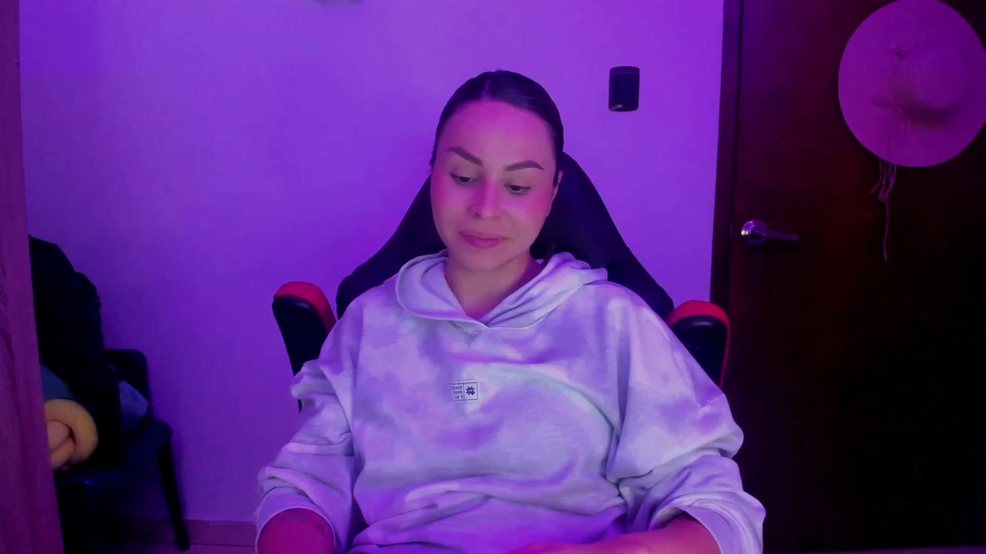 Gallery image thumbnail from SUSYBALE's myfreecams stream on, 08/04/2023, 24:50 image 19 of 20