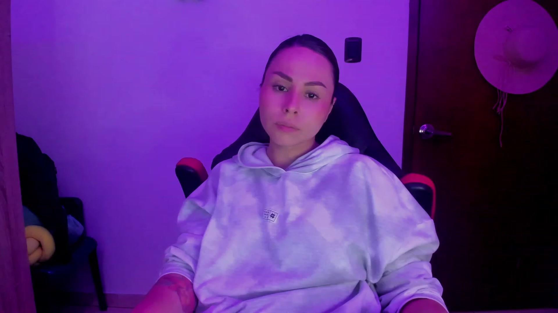 Gallery image thumbnail from SUSYBALE's myfreecams stream on, 08/04/2023, 24:50 image 16 of 20