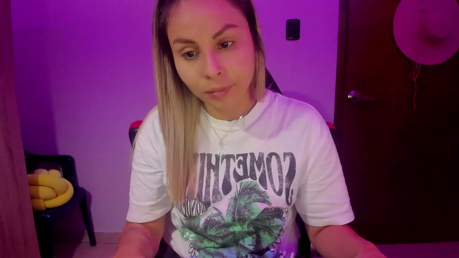 Gallery image thumbnail from SUSYBALE's myfreecams stream on, 08/10/2023, 24:15 image 16 of 20