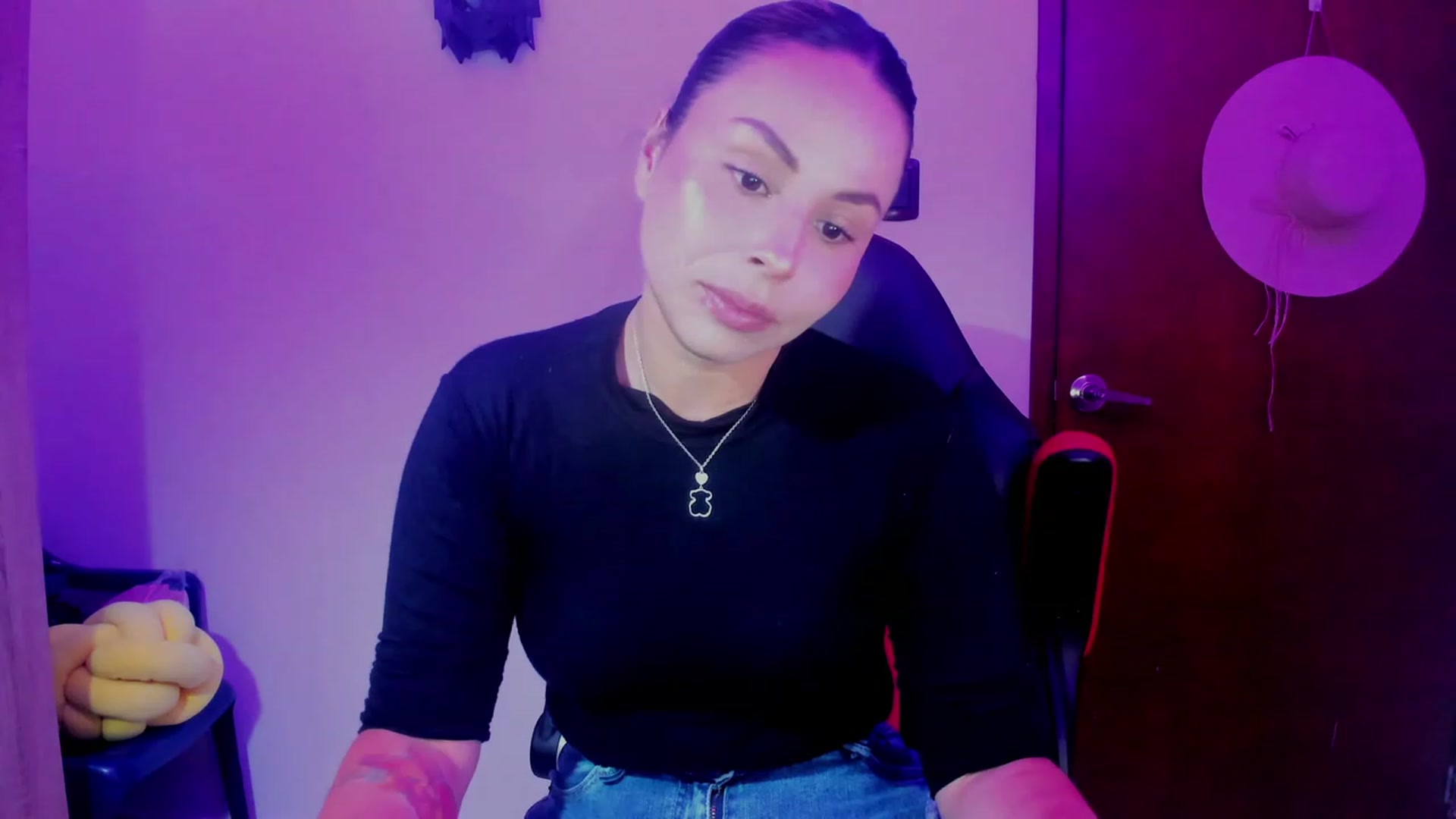 Gallery image thumbnail from SUSYBALE's myfreecams stream on, 08/16/2023, 21:21 image 3 of 20