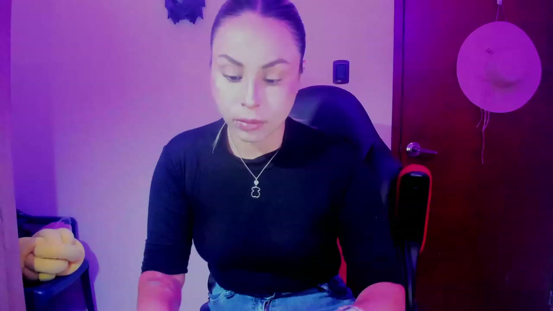 Gallery image thumbnail from SUSYBALE's myfreecams stream on, 08/16/2023, 21:21 image 1 of 20