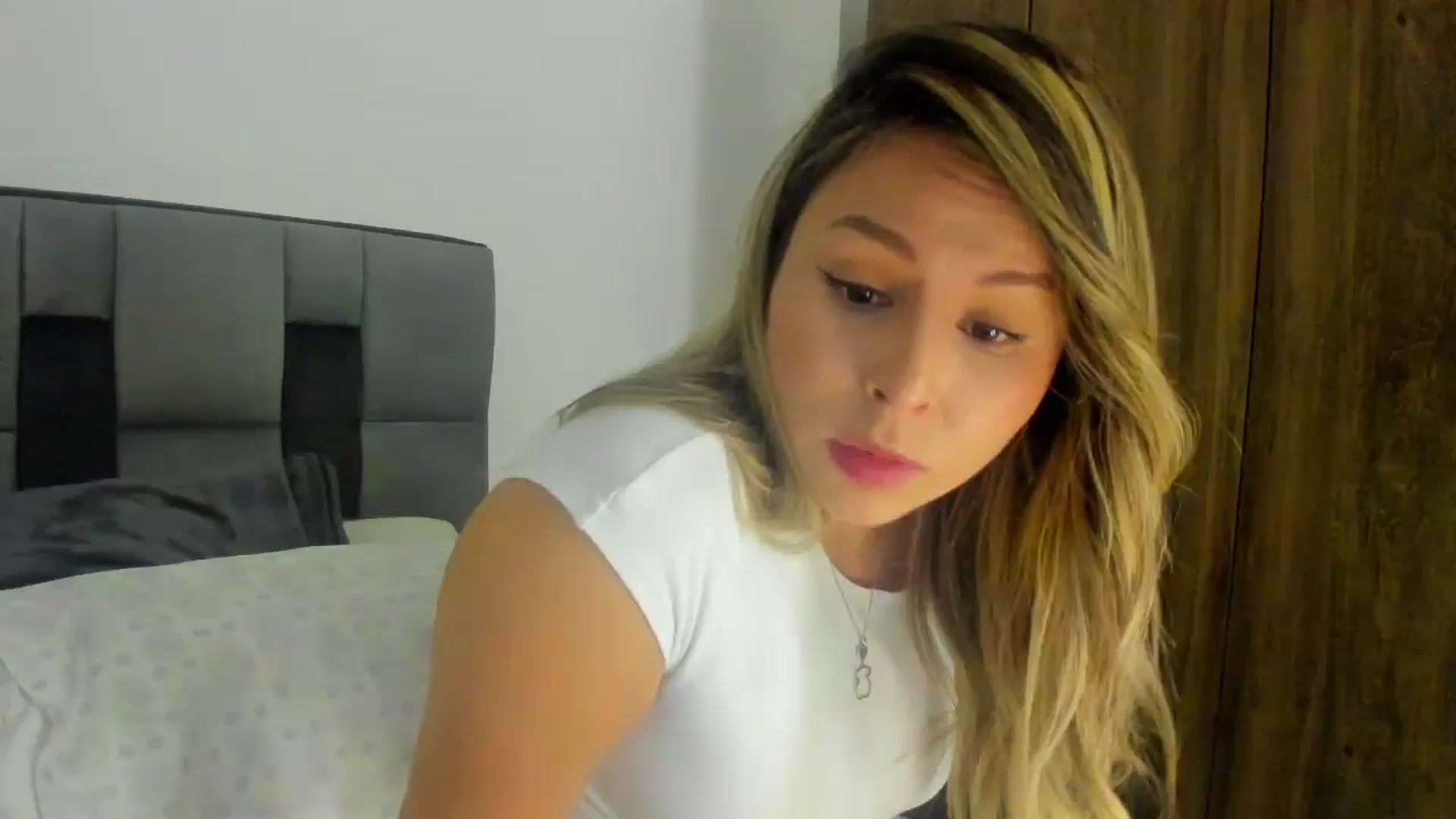 Gallery image thumbnail from SUSYBALE's myfreecams stream on, 05/02/2024, 18:31 image 1 of 20