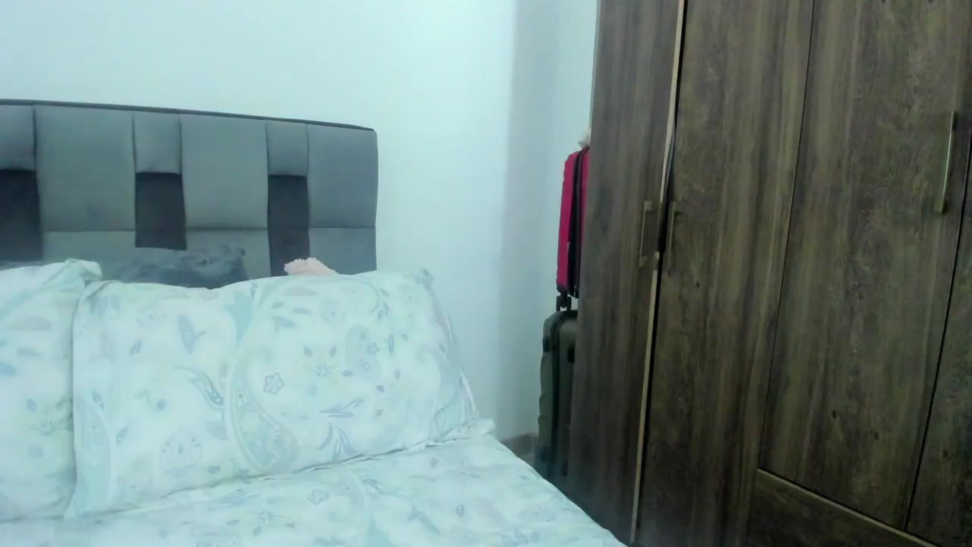 Gallery image thumbnail from SUSYBALE's myfreecams stream on, 05/08/2024, 17:24 image 18 of 20