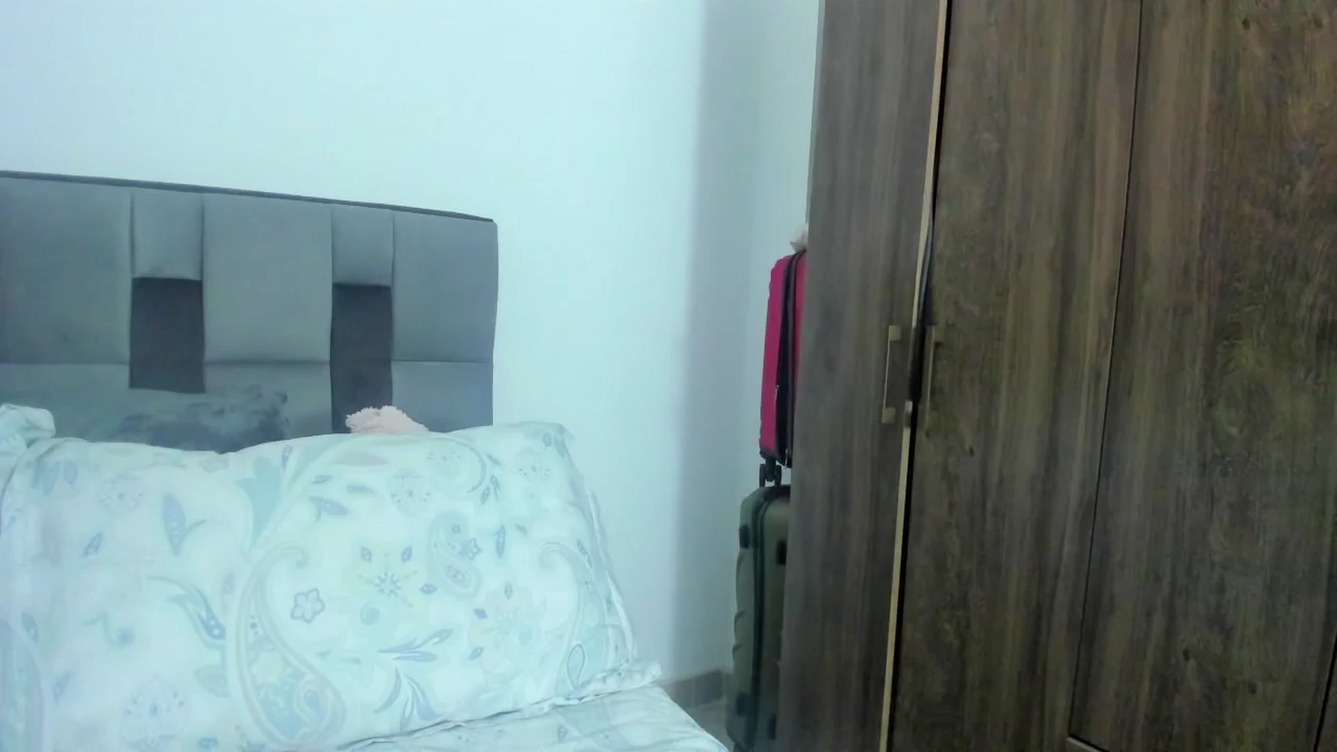 Gallery image thumbnail from SUSYBALE's myfreecams stream on, 05/08/2024, 17:24 image 4 of 20