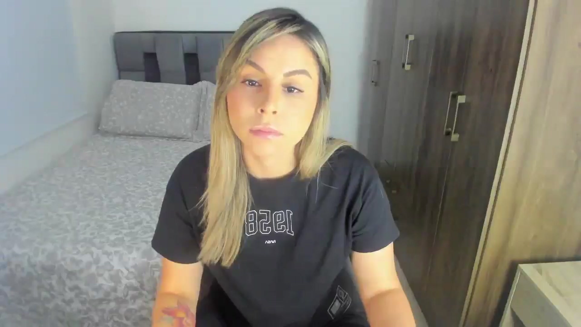Gallery image thumbnail from SUSYBALE's myfreecams stream on, 05/20/2024, 17:06 image 18 of 20