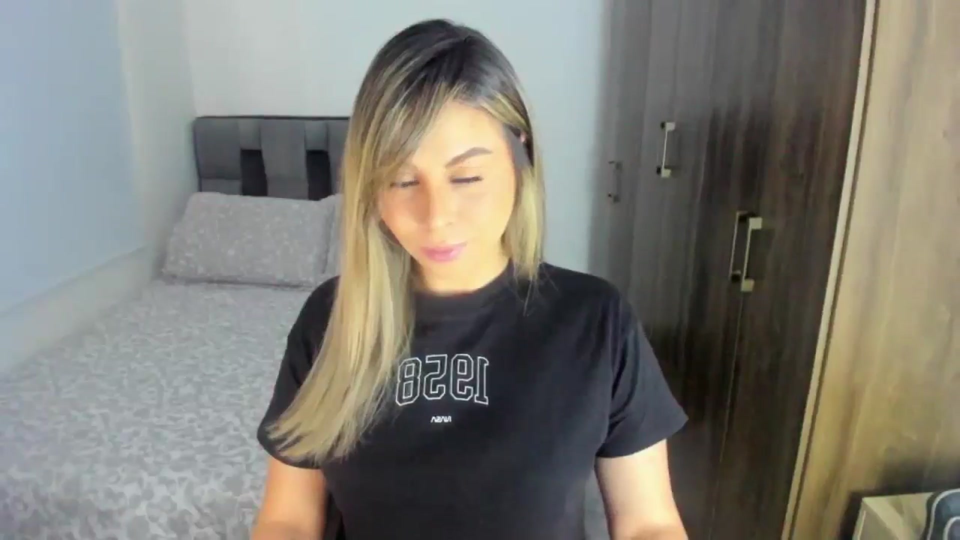 Gallery image thumbnail from SUSYBALE's myfreecams stream on, 05/20/2024, 17:06 image 3 of 20