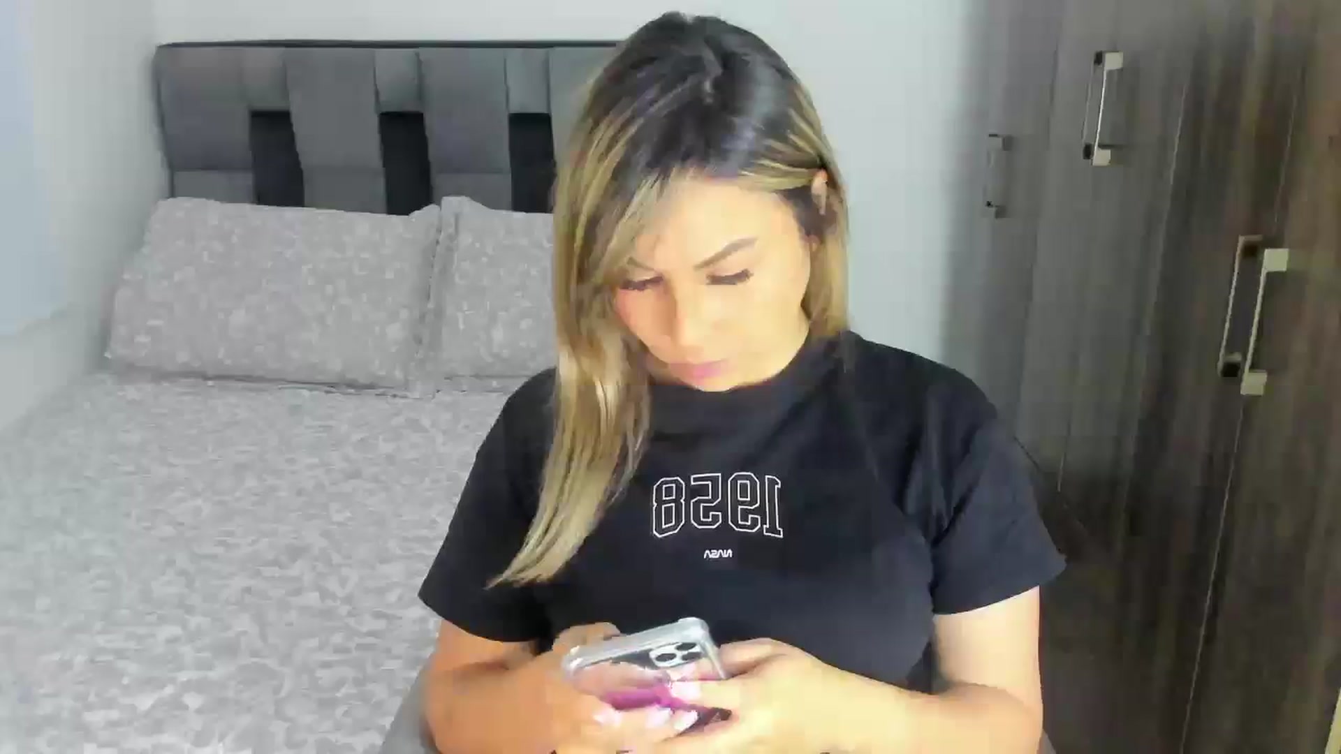Gallery image thumbnail from SUSYBALE's myfreecams stream on, 05/20/2024, 17:41 image 10 of 20