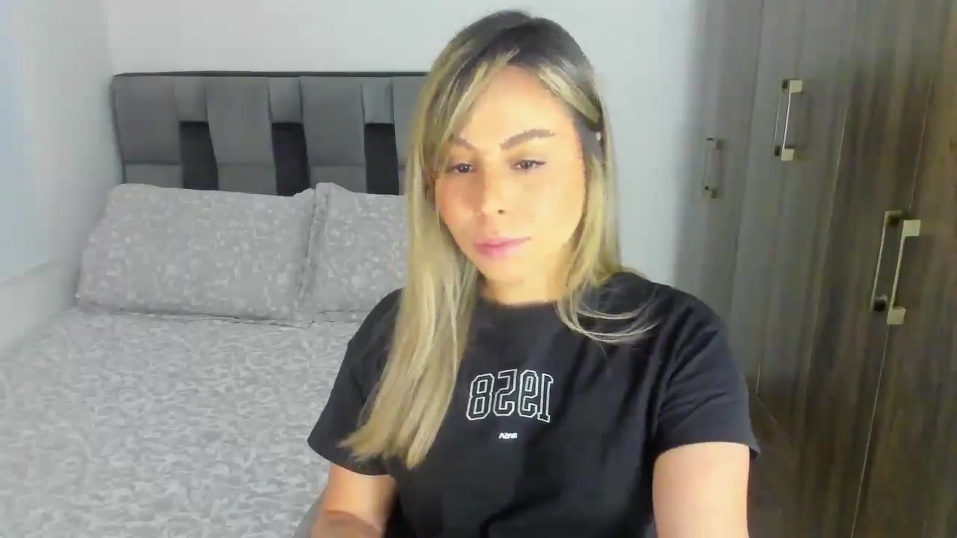 Gallery image thumbnail from SUSYBALE's myfreecams stream on, 05/20/2024, 17:41 image 4 of 20