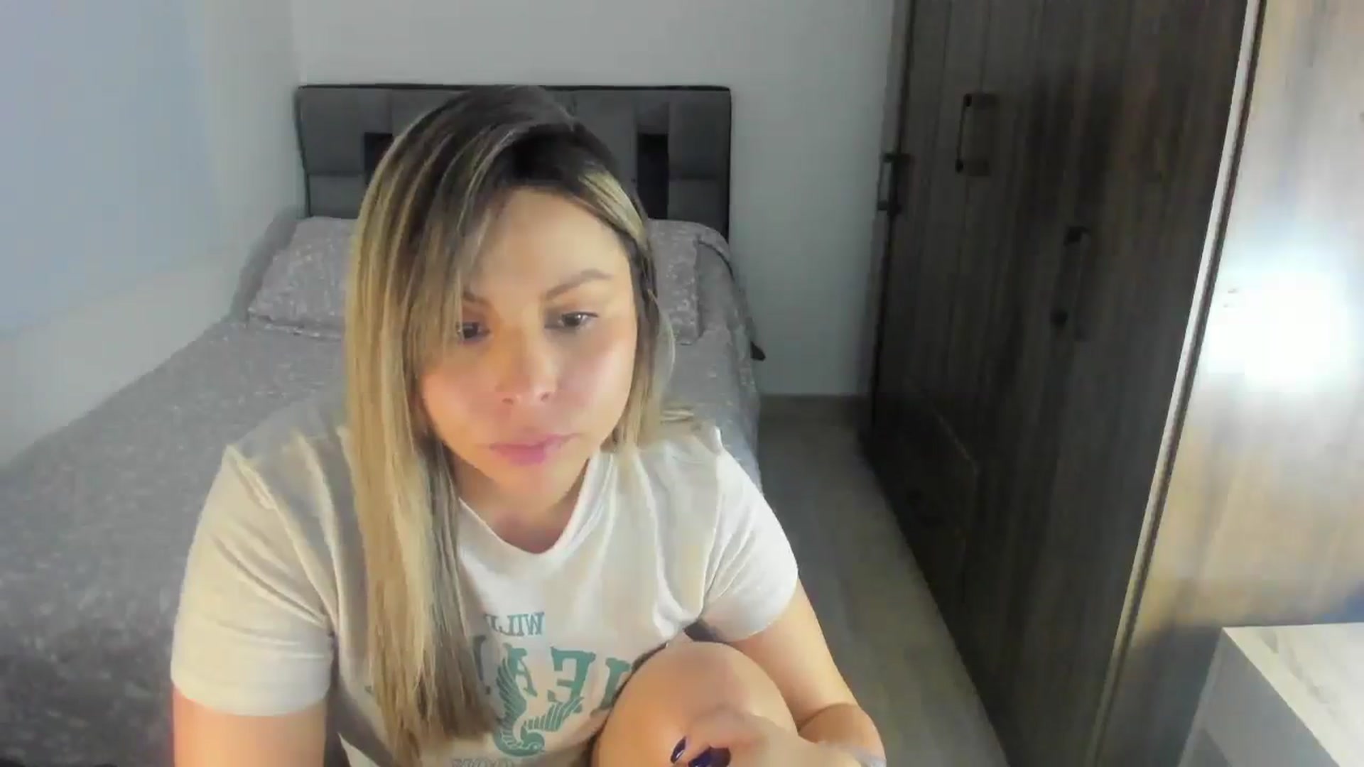 Gallery image thumbnail from SUSYBALE's myfreecams stream on, 05/24/2024, 19:53 image 3 of 20