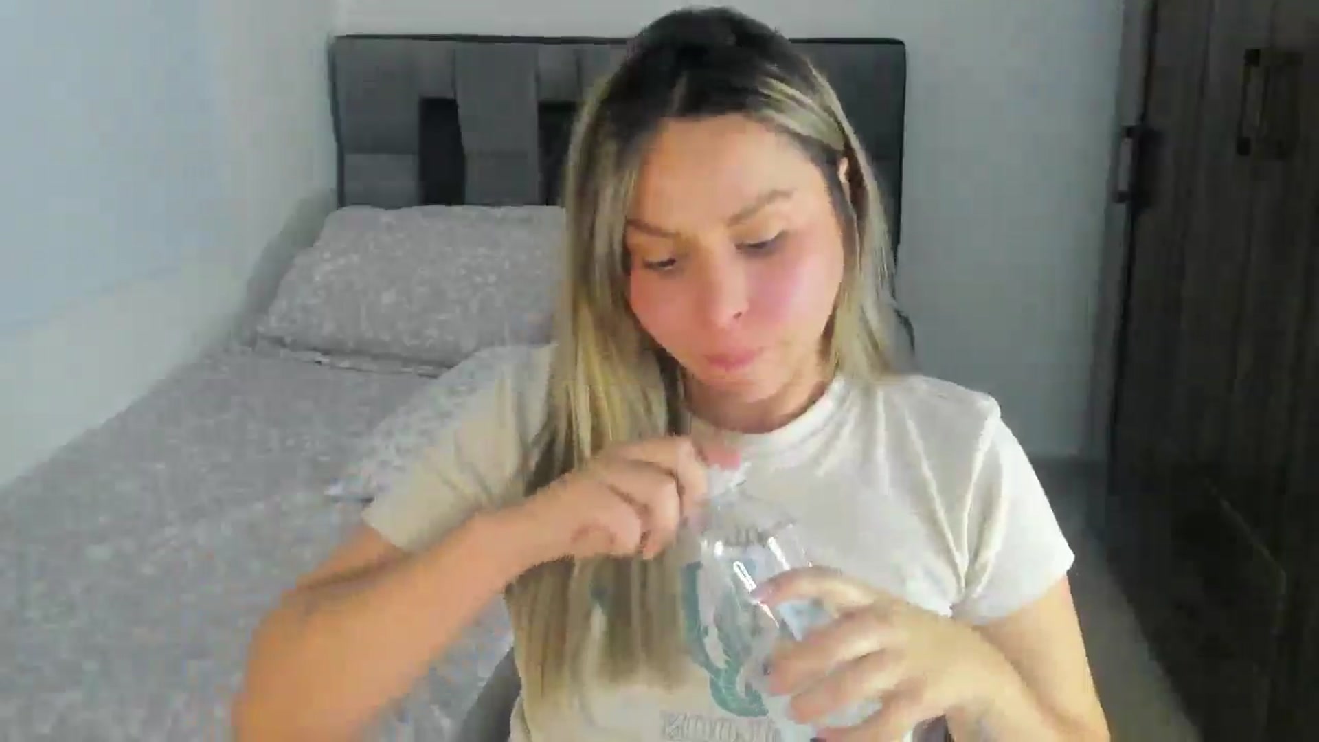 Gallery image thumbnail from SUSYBALE's myfreecams stream on, 05/24/2024, 20:44 image 19 of 20