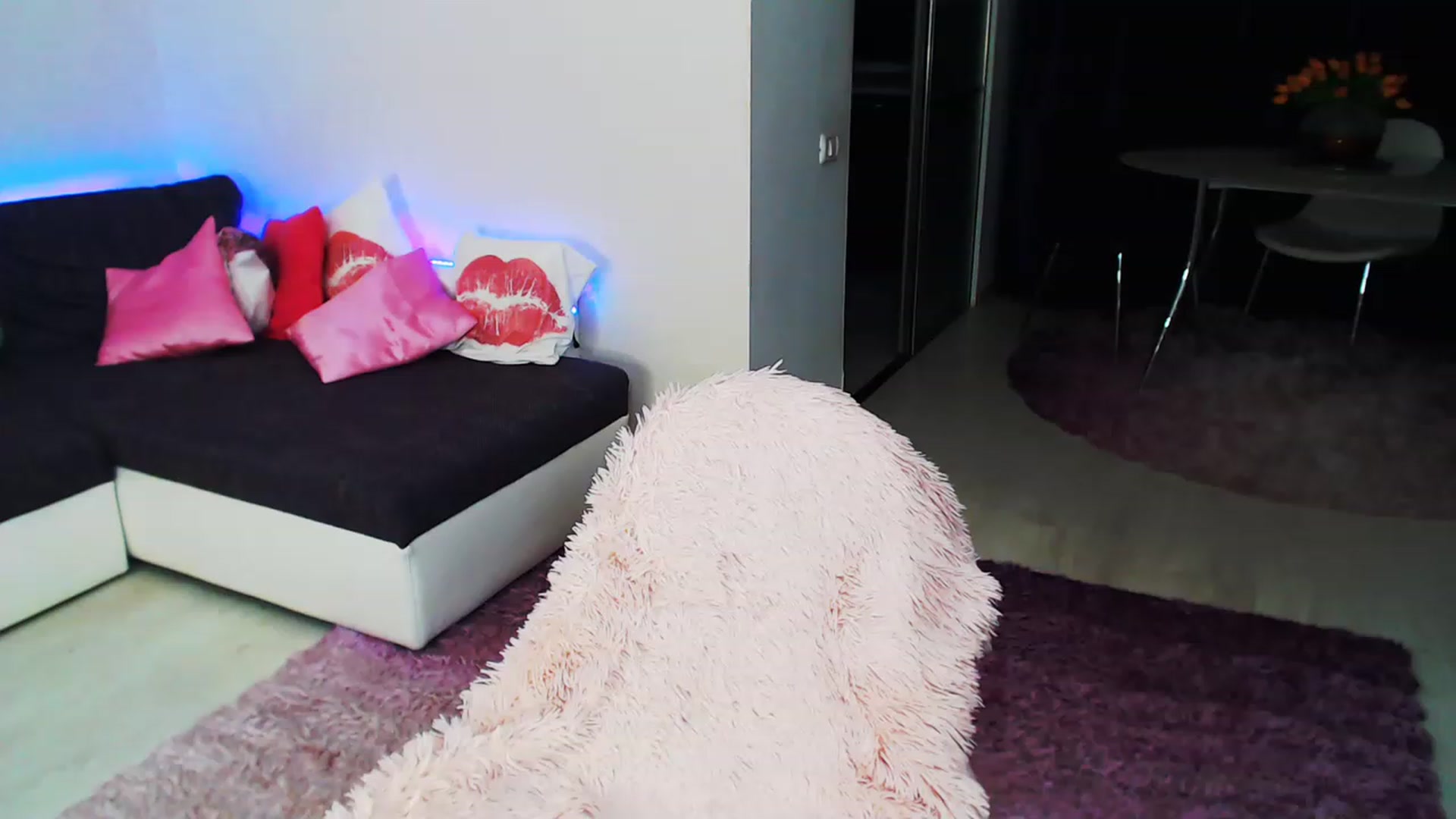 Gallery image thumbnail from S_i_m_o's myfreecams stream on, 11/25/2022, 02:26 image 19 of 20