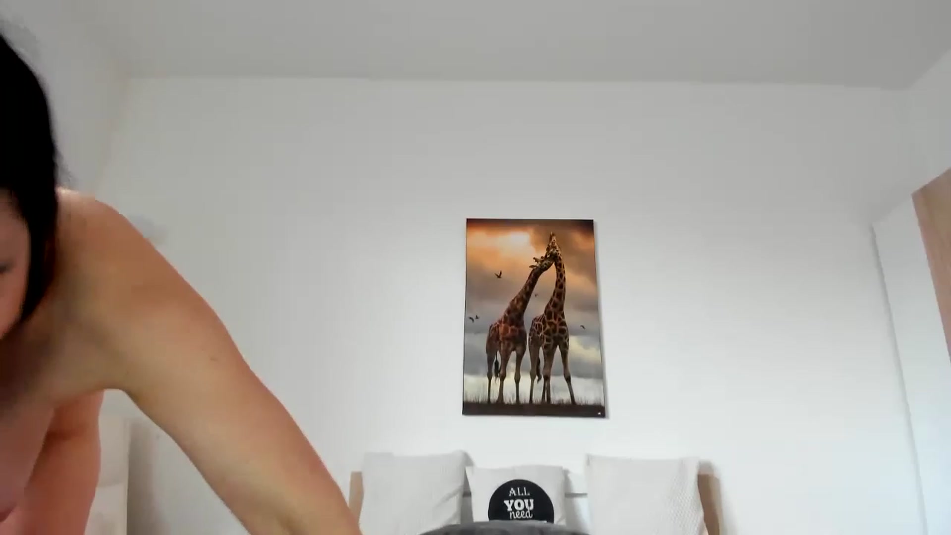 Gallery image thumbnail from Saandruskaa's myfreecams stream on, 04/08/2023, 10:21 image 6 of 20