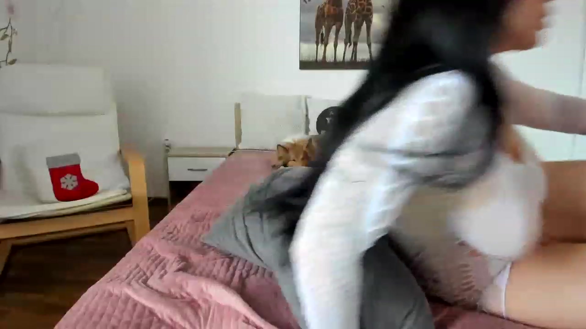 Gallery image thumbnail from Saandruskaa's myfreecams stream on, 04/09/2023, 13:32 image 7 of 20