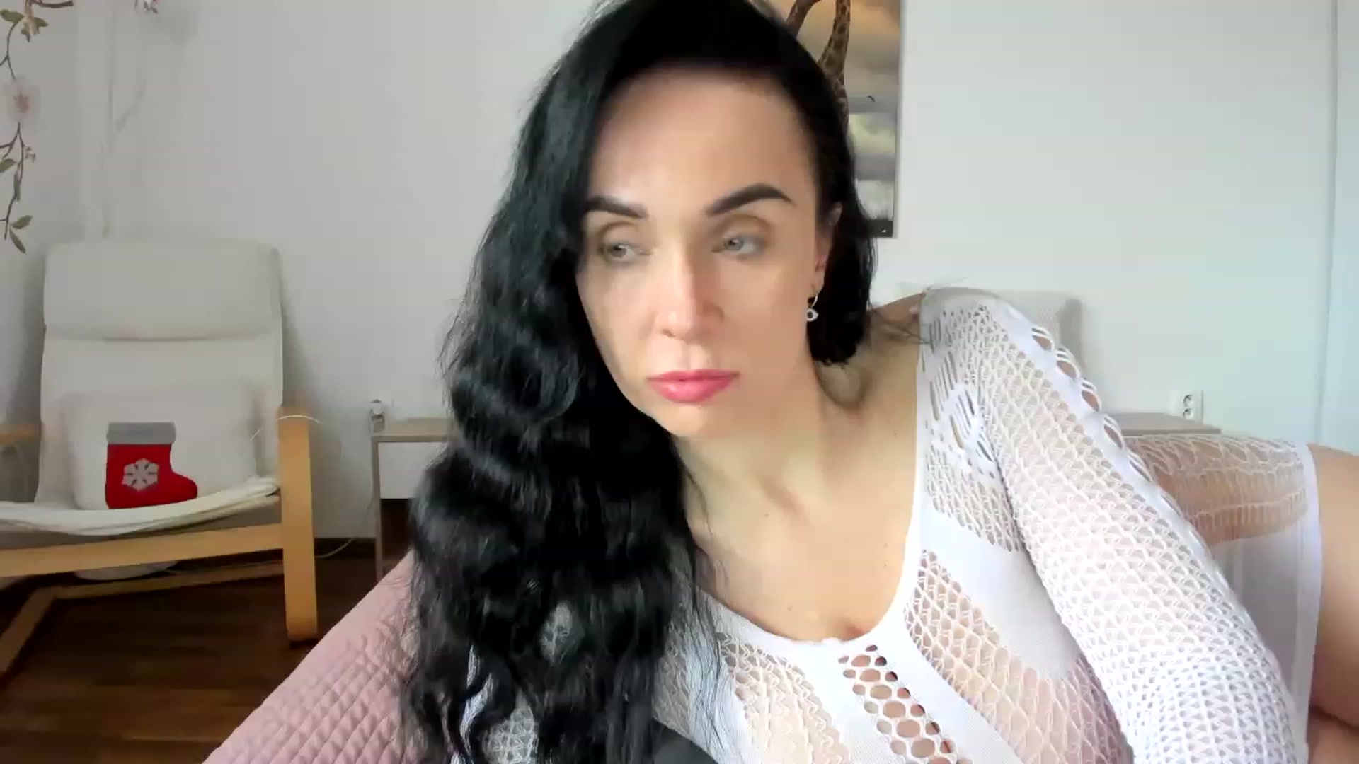 Gallery image thumbnail from Saandruskaa's myfreecams stream on, 04/13/2023, 09:45 image 2 of 20