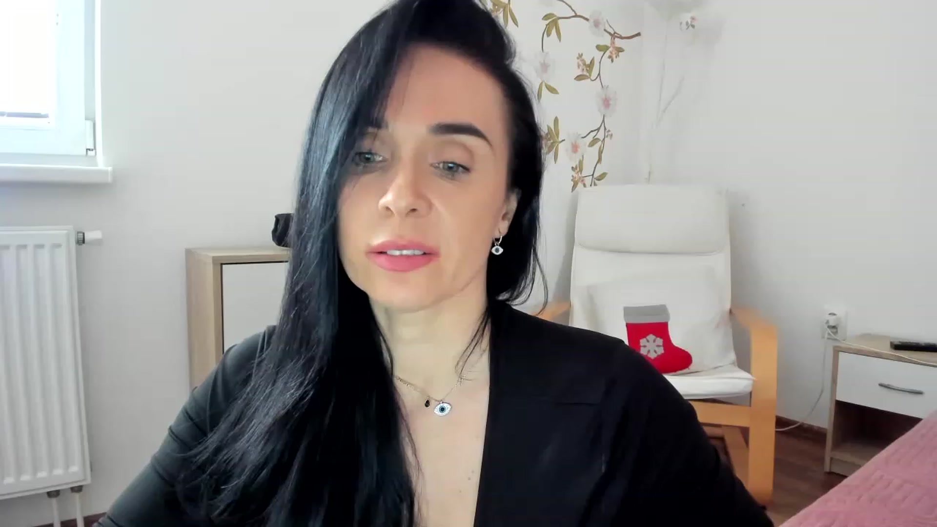 Gallery image thumbnail from Saandruskaa's myfreecams stream on, 04/14/2023, 10:35 image 18 of 20