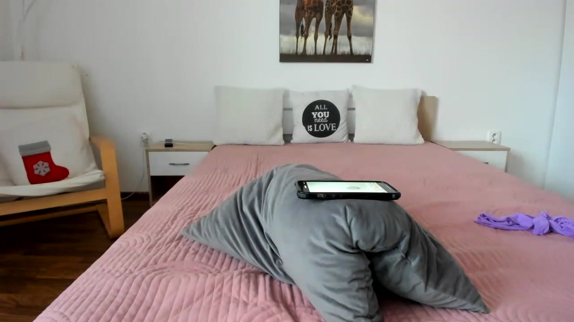 Gallery image thumbnail from Saandruskaa's myfreecams stream on, 04/15/2023, 09:53 image 14 of 20