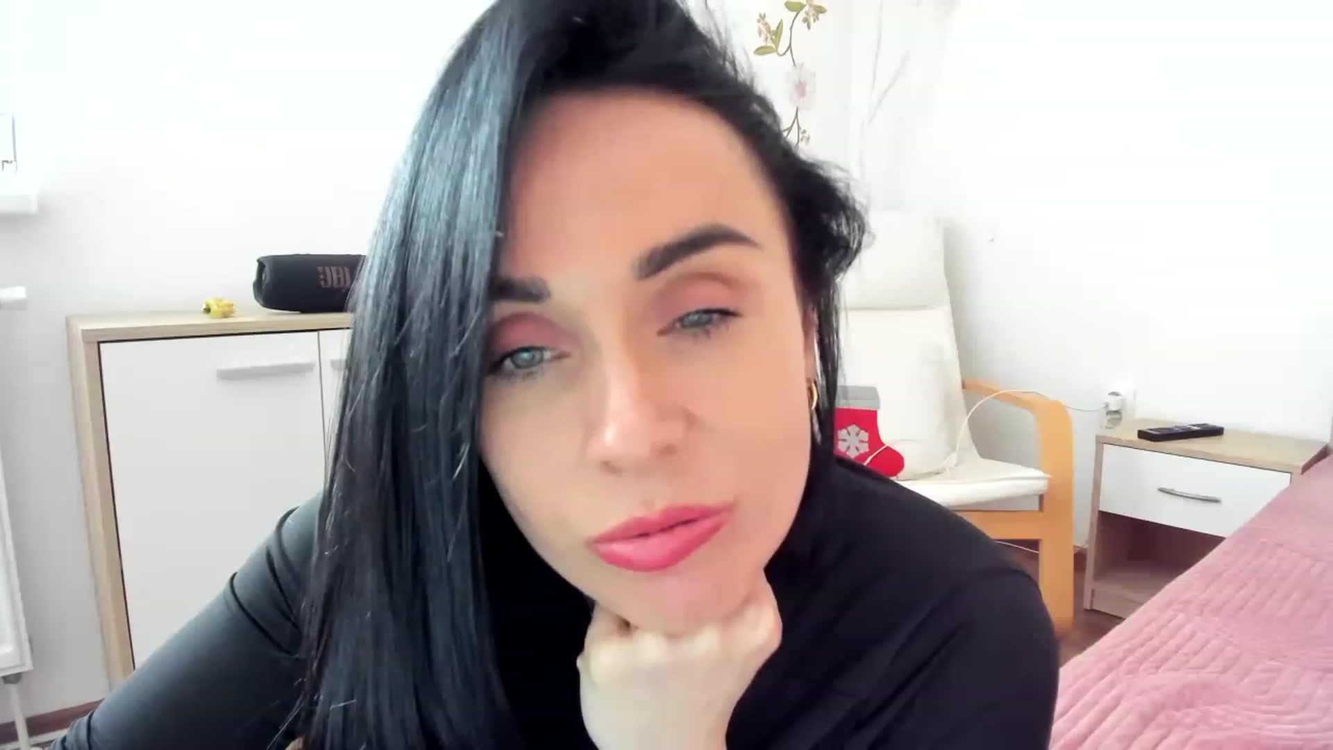 Gallery image thumbnail from Saandruskaa's myfreecams stream on, 05/13/2023, 12:23 image 11 of 20