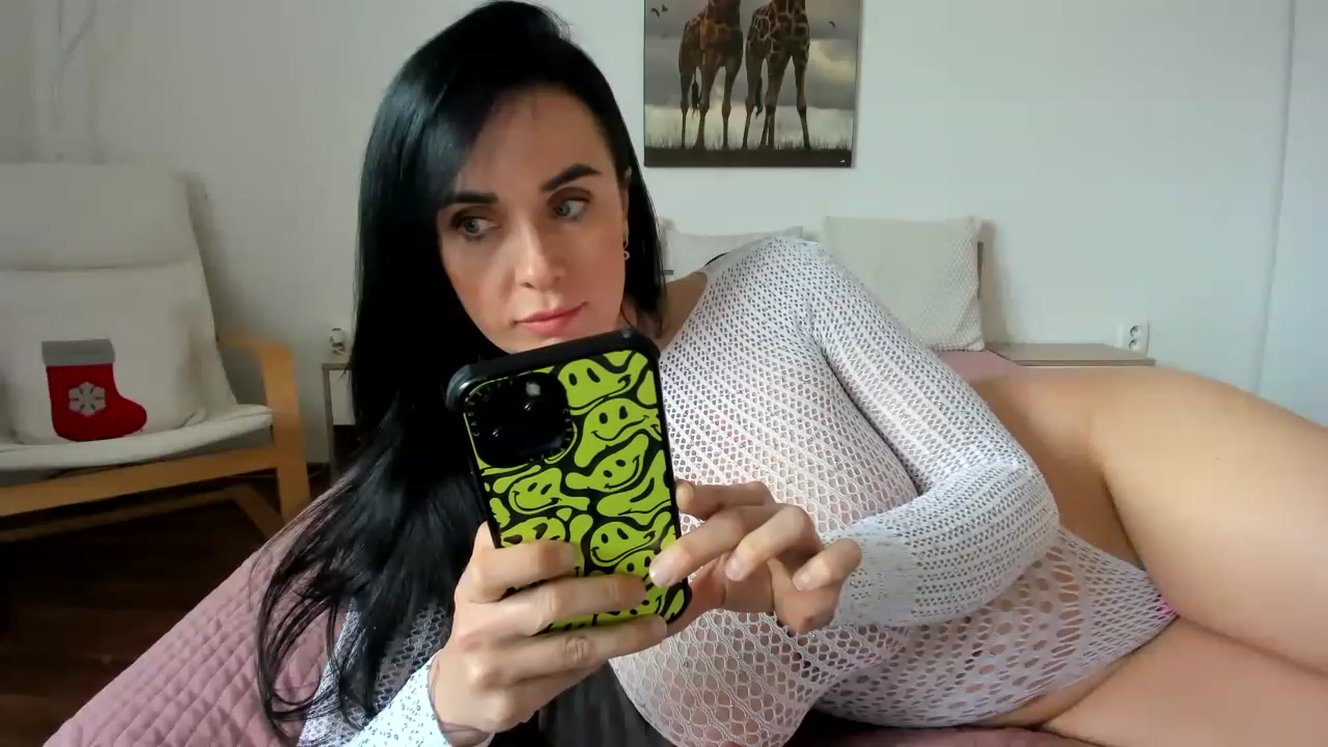 Gallery image thumbnail from Saandruskaa's myfreecams stream on, 05/18/2023, 10:23 image 15 of 20