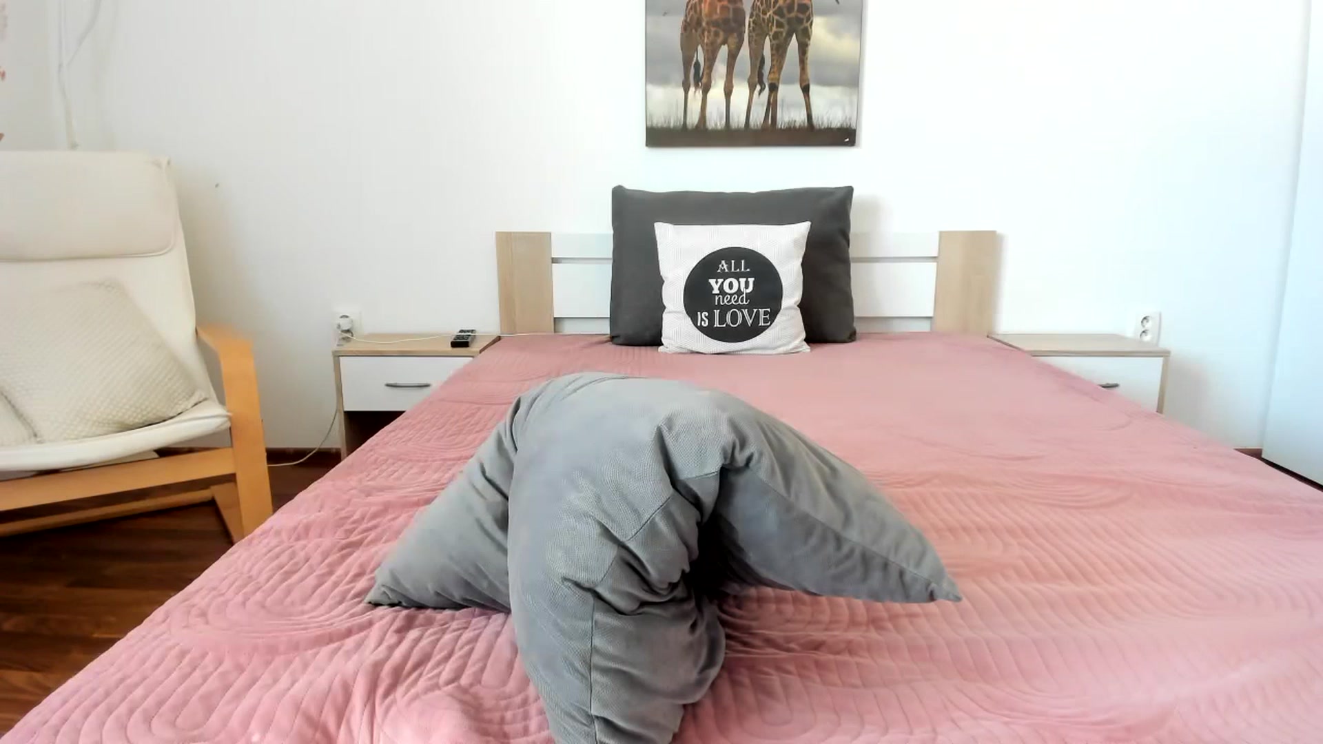 Gallery image thumbnail from Saandruskaa's myfreecams stream on, 07/02/2023, 13:03 image 19 of 20