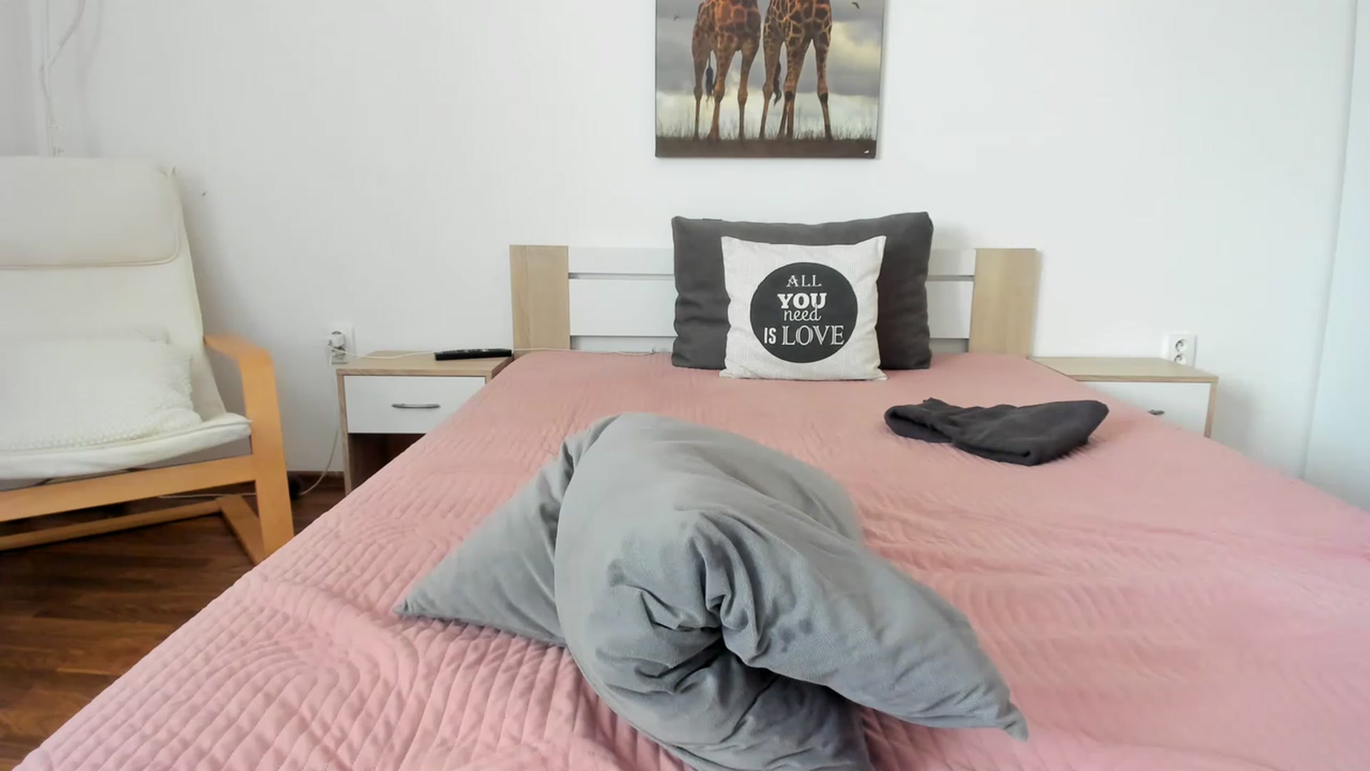 Gallery image thumbnail from Saandruskaa's myfreecams stream on, 07/30/2023, 10:21 image 5 of 20