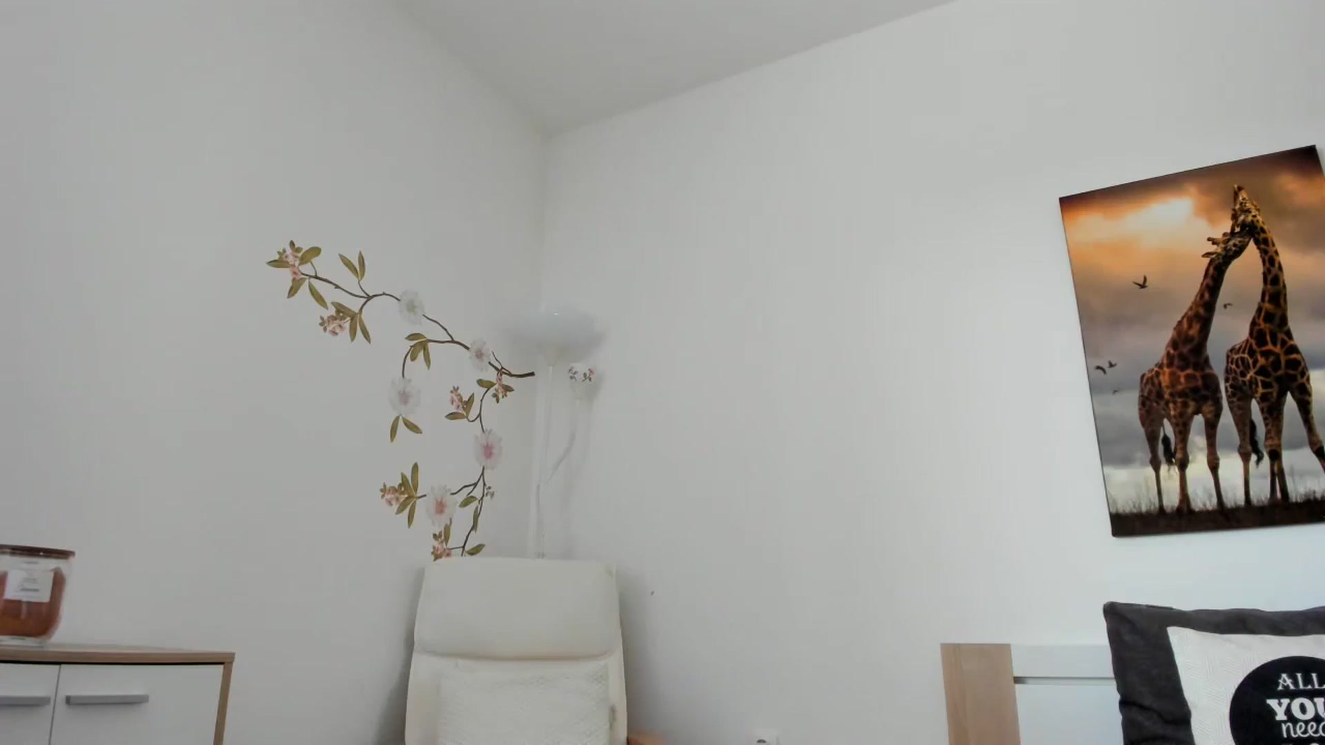 Gallery image thumbnail from Saandruskaa's myfreecams stream on, 08/03/2023, 14:20 image 5 of 20