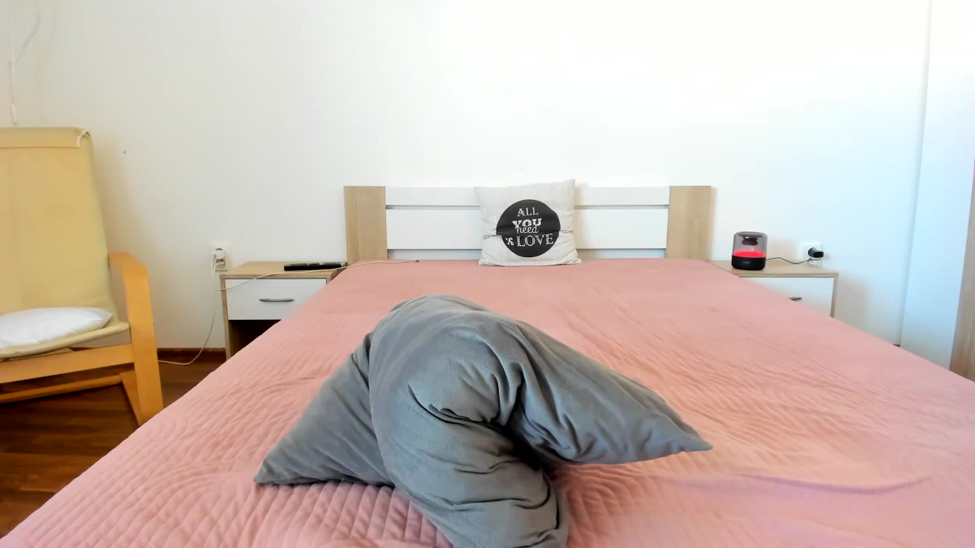 Gallery image thumbnail from Saandruskaa's myfreecams stream on, 09/16/2023, 13:08 image 8 of 20