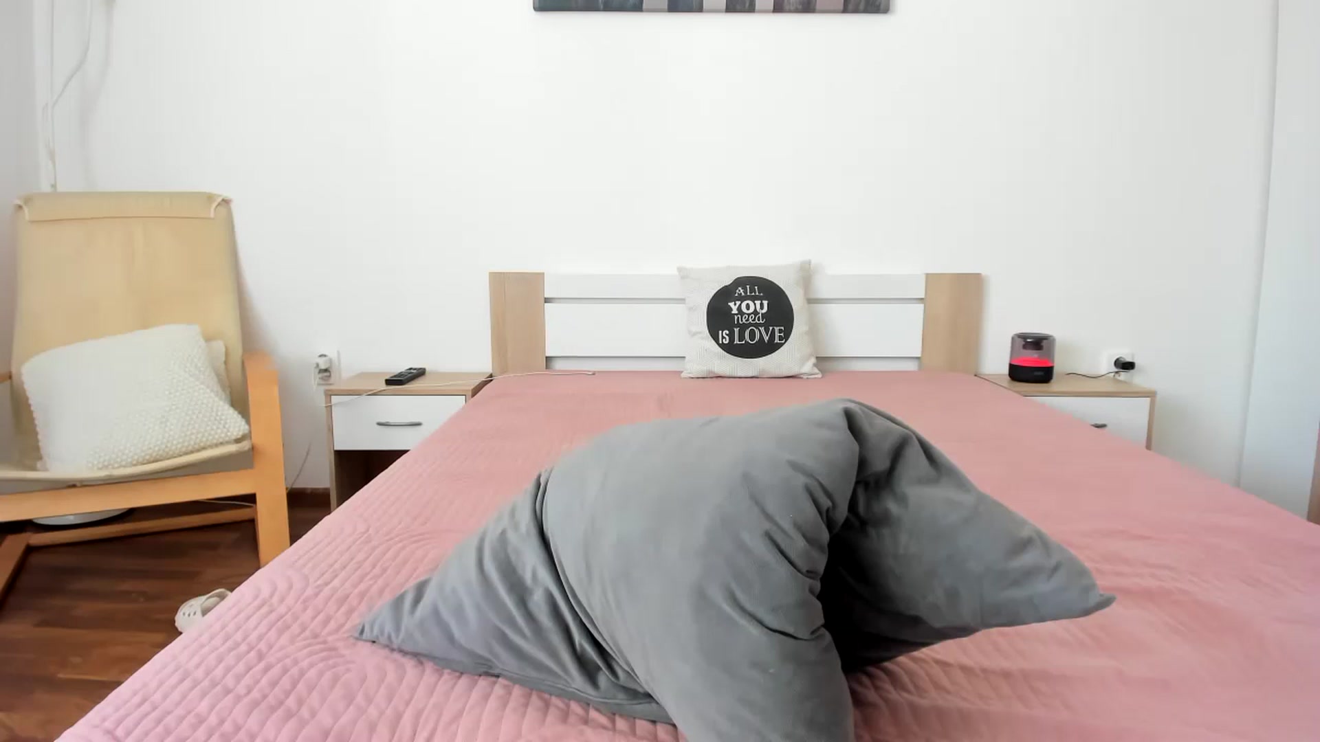 Gallery image thumbnail from Saandruskaa's myfreecams stream on, 09/17/2023, 08:41 image 7 of 20