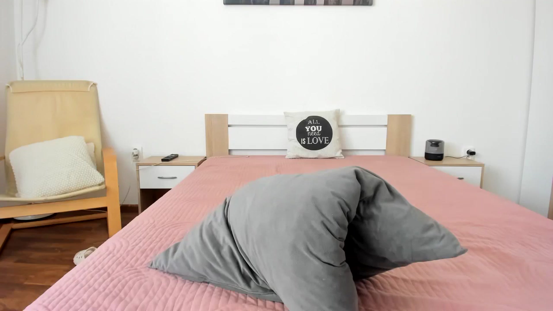 Gallery image thumbnail from Saandruskaa's myfreecams stream on, 09/17/2023, 08:41 image 12 of 20